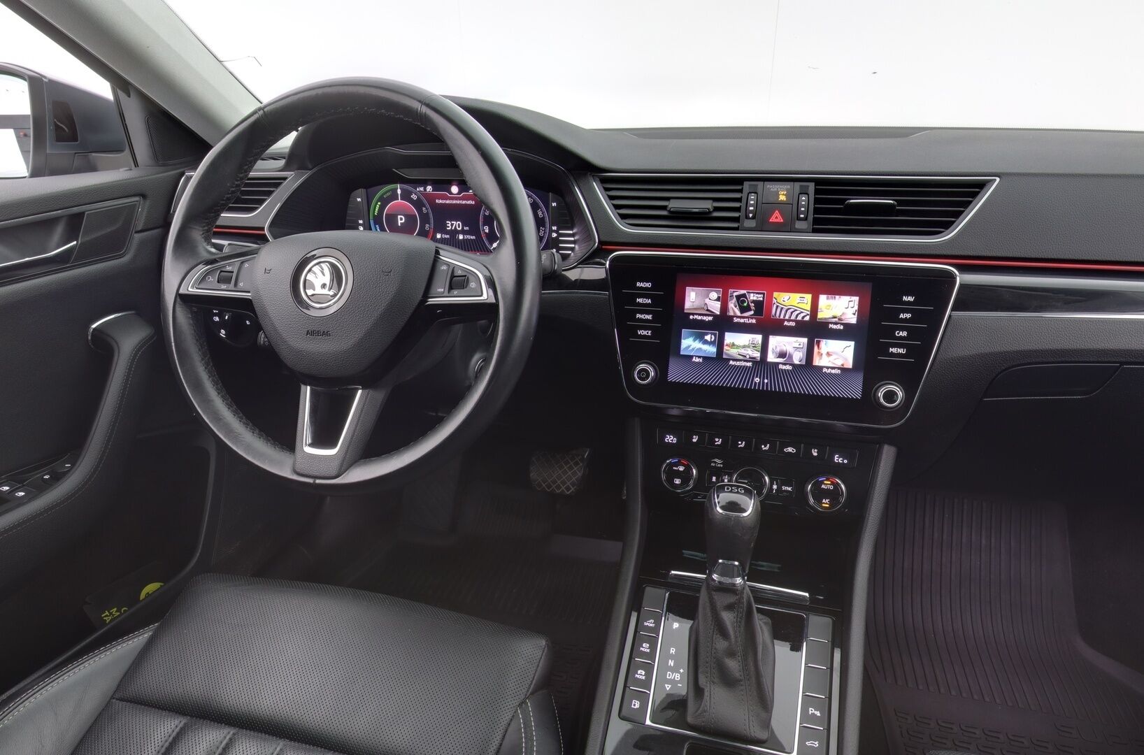 SKODA SUPERB 2020 1.4 TSI PHEV L&K *ACC / Webasto / Koukku / Keyless / Matrix-LED* - Katso tämä hinta! / L&K / Merkkihuollettu / Viimeisin huolto 102tkm / Kahdet renkaat alumiinivanteilla