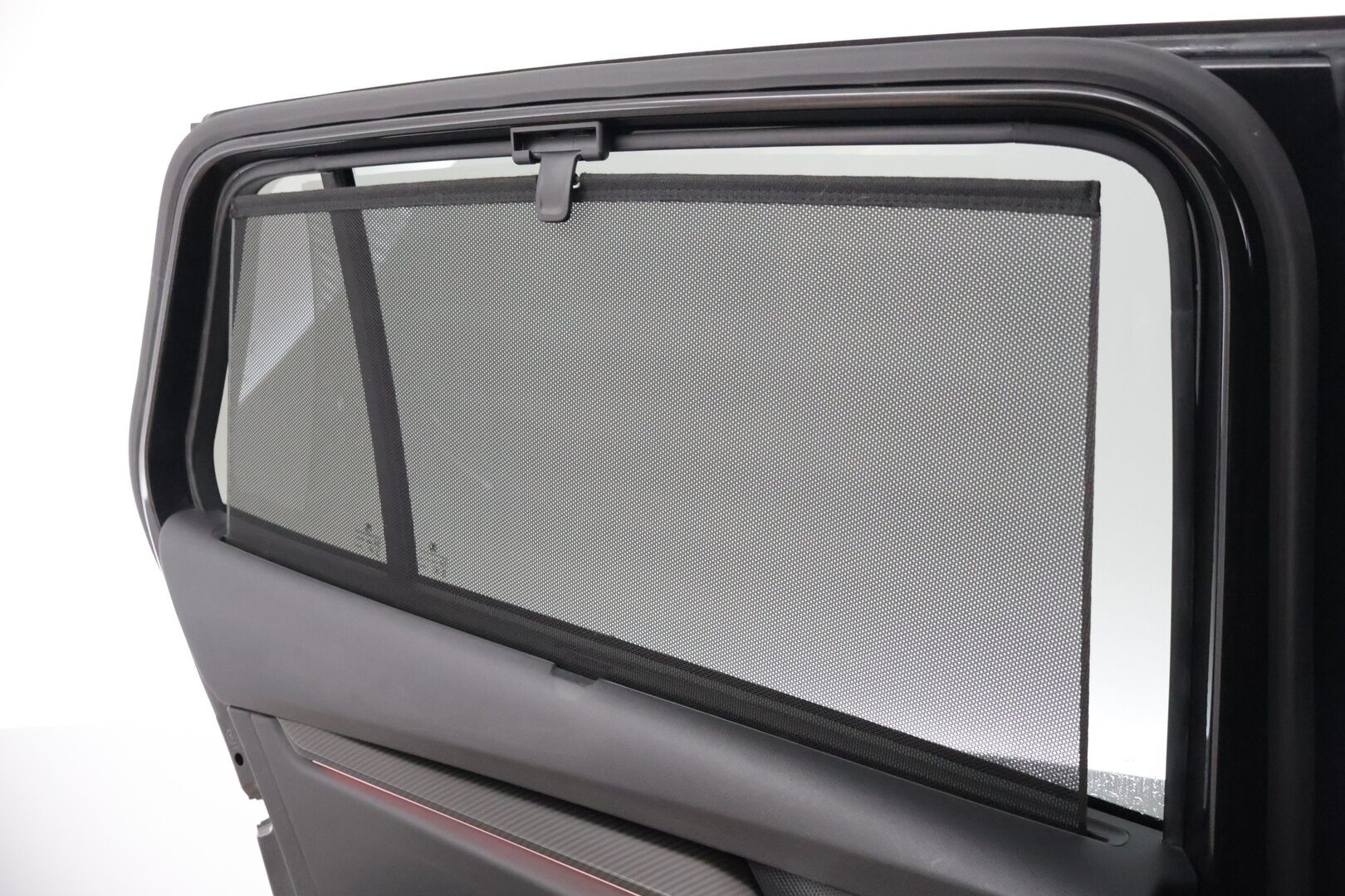 SKODA ENYAQ 2022 80X Sportline iV * HUD / Lämpöpumppu / Muistipenkki / 360° kamera / ACC / Matrix-LED / Navi / Kaistavahti / Neliveto * / - Sportline / Kahdet Skodan vanteet / Skodalla huollettu