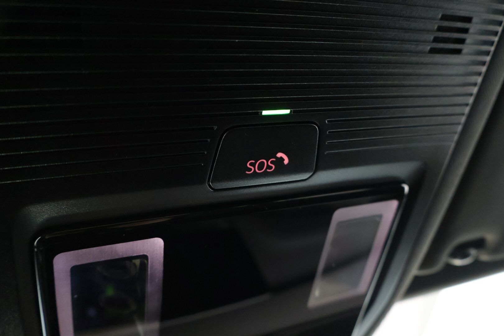 SKODA ENYAQ 2022 80X Sportline iV * HUD / Lämpöpumppu / Muistipenkki / 360° kamera / ACC / Matrix-LED / Navi / Kaistavahti / Neliveto * / - Sportline / Kahdet Skodan vanteet / Skodalla huollettu