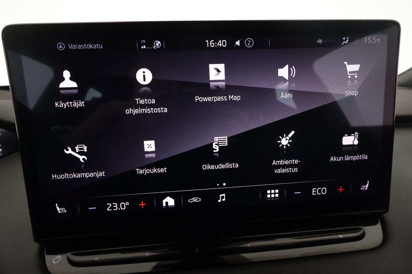 SKODA ENYAQ 2022 IV80X Sportline *HUD / Lämpöpumppu / Muistipenkki / 360° kamera / ACC / Matrix-LED / Navi / Kaistavahti* - Sportline / Kahdet Skodan vanteet / Skodalla huollettu