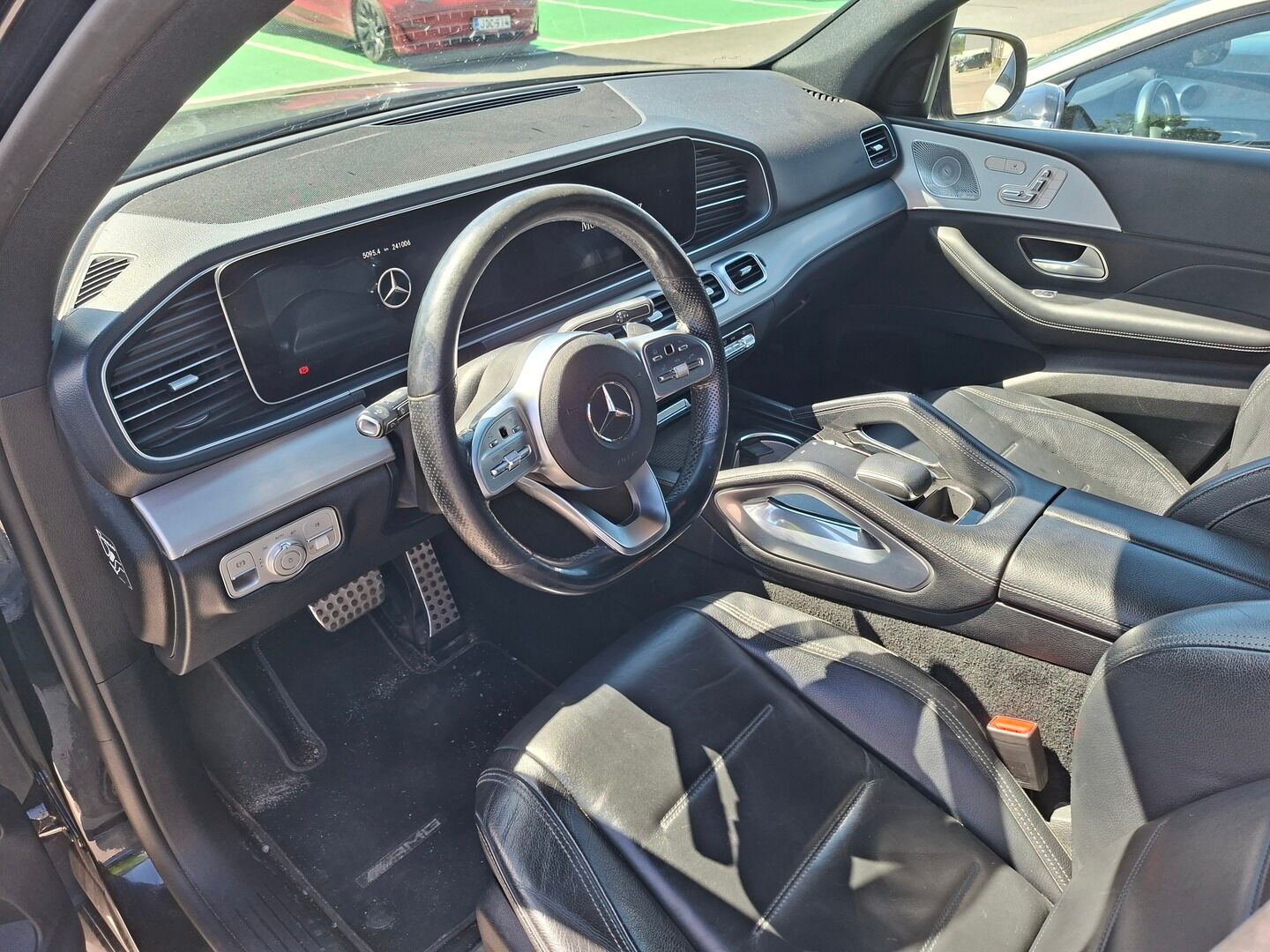 Mercedes-Benz GLE 2019 300d AMG 4-MATIC - DTR+Q | Burmester | Koukku | Widescreen | P.Kamera | Nahkapenkit | Lohkolämmitin | Sähköluukku