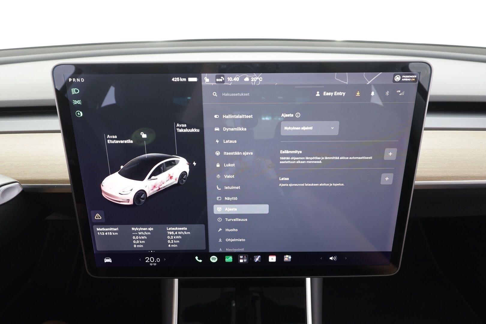 Tesla Model 3 2020 Long-Range Dual Motor AWD - | Lasikatto | ACC | P.Kamera | LED | Muistipenkki | Premium Audio | Kaistavahti | Navi | Keyless | 2x Latauskaapelit |