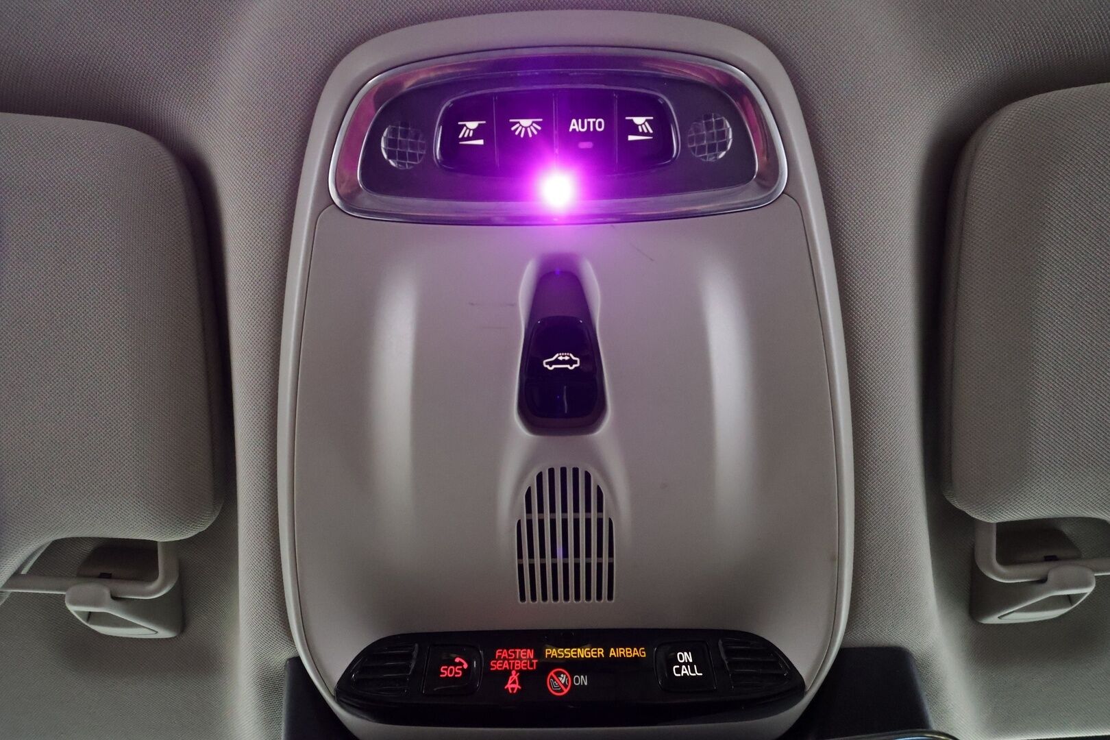 Volvo V90 2017 T6 AWD Business Inscription aut * Webasto / ACC / B&W / 360 / Full-LED / Muistipenkki / Navi / Kaistavahti * - Panorama / HUD / Suomi-auto / Kahdet renkaat aluvanteilla