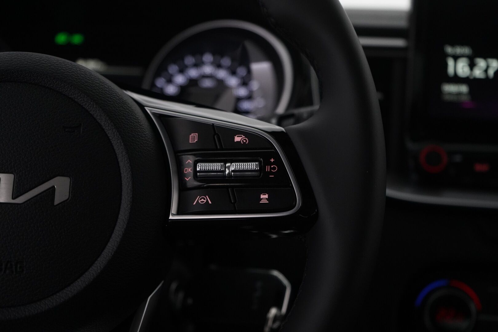 Kia XCeed 2025 1.5 T-GDI 140hv EX DCT Comfort *ACC / Lohkolämmitin / Kamera / Navi / Ratinlämmitin* - AJAMATON (380KM) / 1- Omisteinen Suomi-auto / OEM vanteet