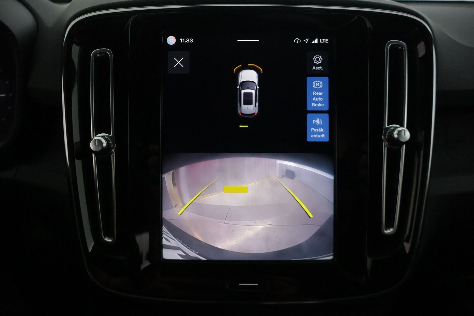 Volvo XC40 2022 Recharge Plus aut - | Adaptiivinen vakionopeudensäädin | Digimittaristo | KeyLess Go | Blis  | Volvo on call | Touchpad | Kahdet renkaat | Huoltokirja |