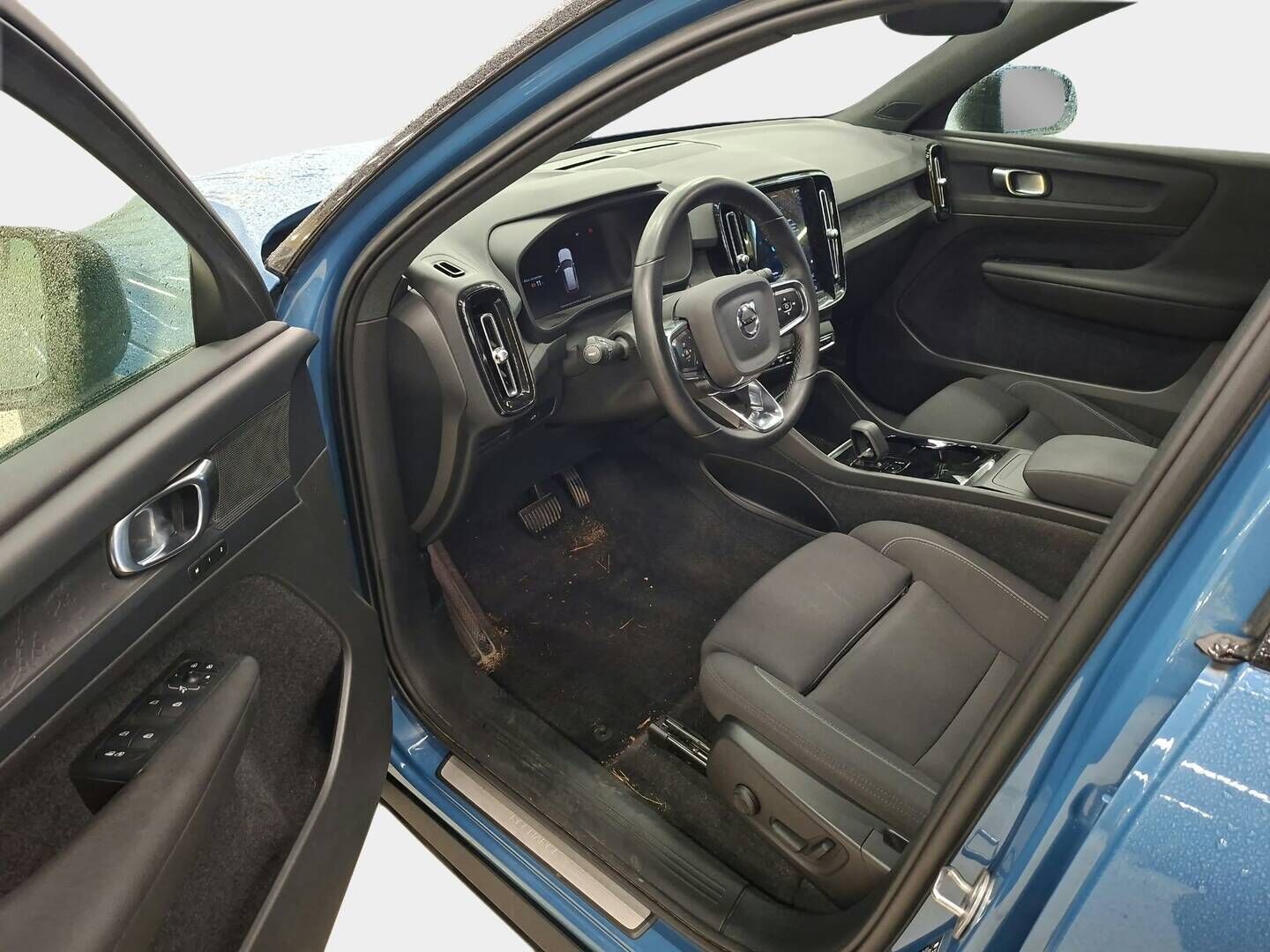 Volvo XC40 2022 XC40 Farmari (AC) 5ov - | Adaptiivinen vakionopeudensäädin | Digimittaristo | KeyLess Go | Blis  | Touchpad | Kahdet renkaat | Huoltokirja |