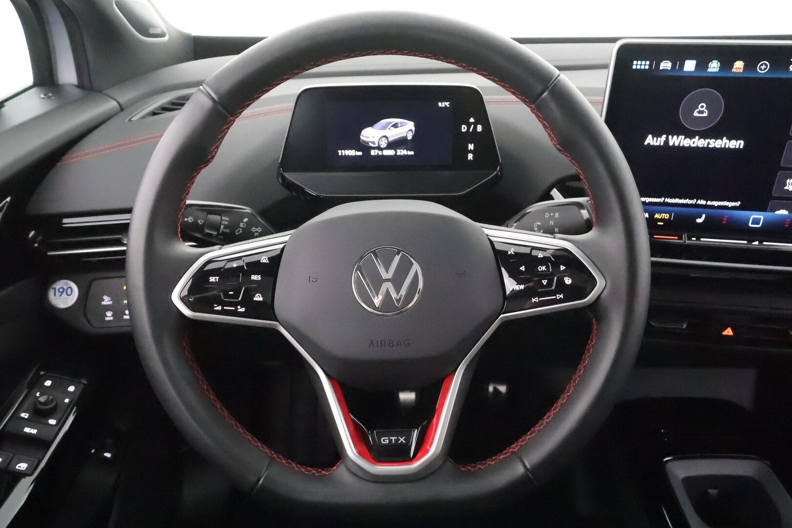 VOLKSWAGEN ID.5 2025 GTX 4Motion 250 kW * ACC / ILP / Koukku / Lasikatto / H&K / Hierovat Muistipenkit / 360-Kamera* - Akku kuntotarkastettu / 2x Lataus / Kahdet Renkaat