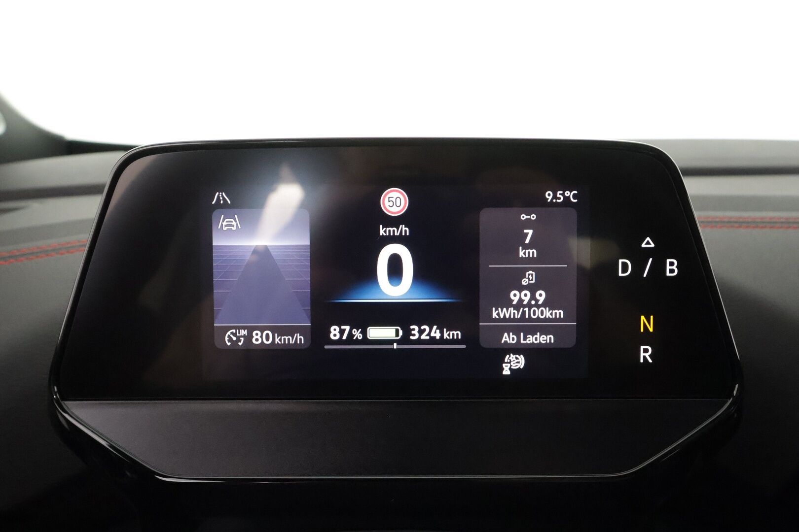 VOLKSWAGEN ID.5 2025 GTX 4Motion 250 kW * ACC / ILP / Koukku / Lasikatto / H&K / Hierovat Muistipenkit / 360-Kamera* - Akku kuntotarkastettu / 2x Lataus / Kahdet Renkaat