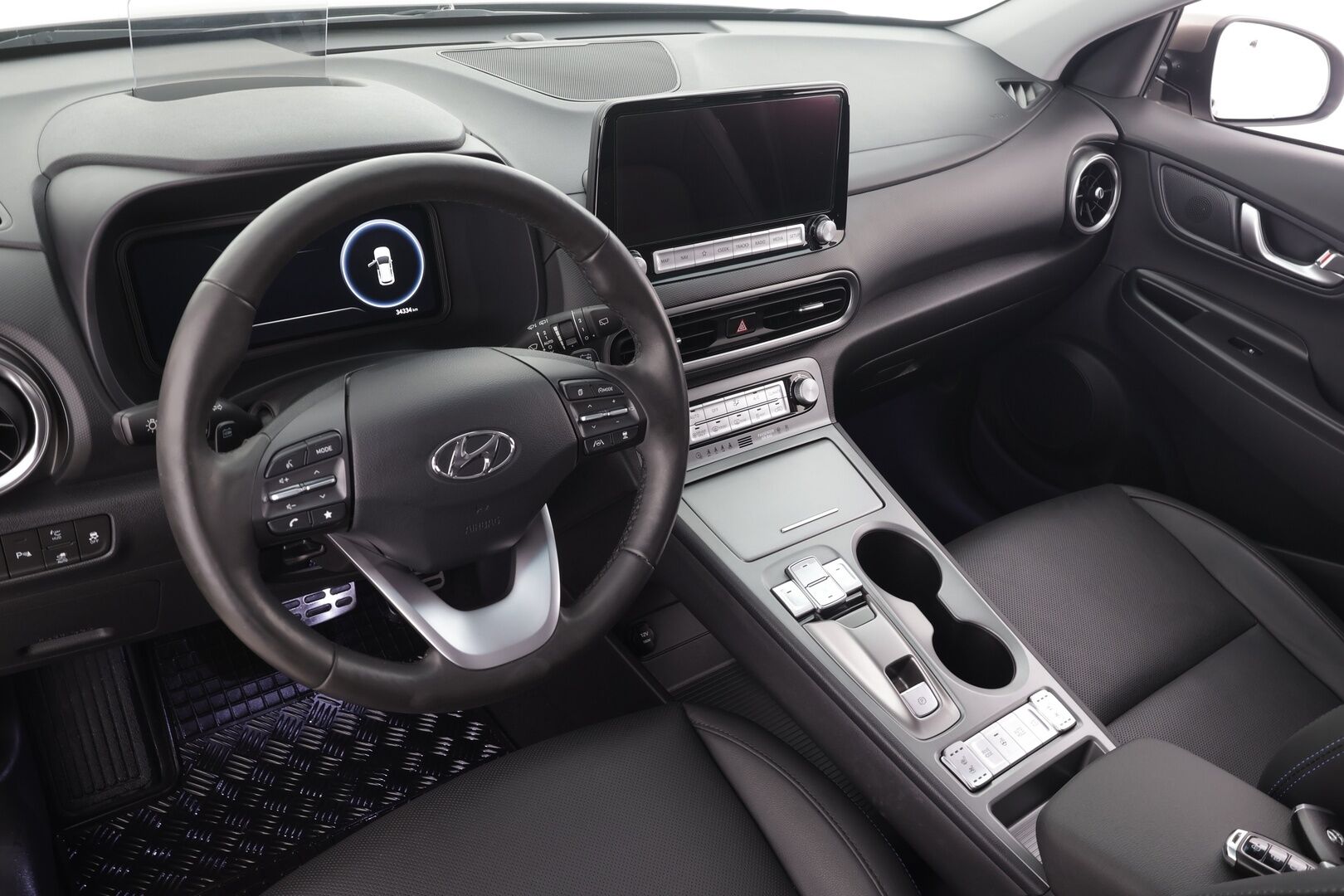 HYUNDAI KONA 2023 Prime Elektro 2WD * ACC / HUD / P.kamera / ILP / Krell / Ilmastoidut nahat / Keyless / Navi / LED / Sähköpenkit / Digimittaristo * - Akku kuntotarkastettu SoH 98,2% / Merkkihuollettu / Hyvät varusteet