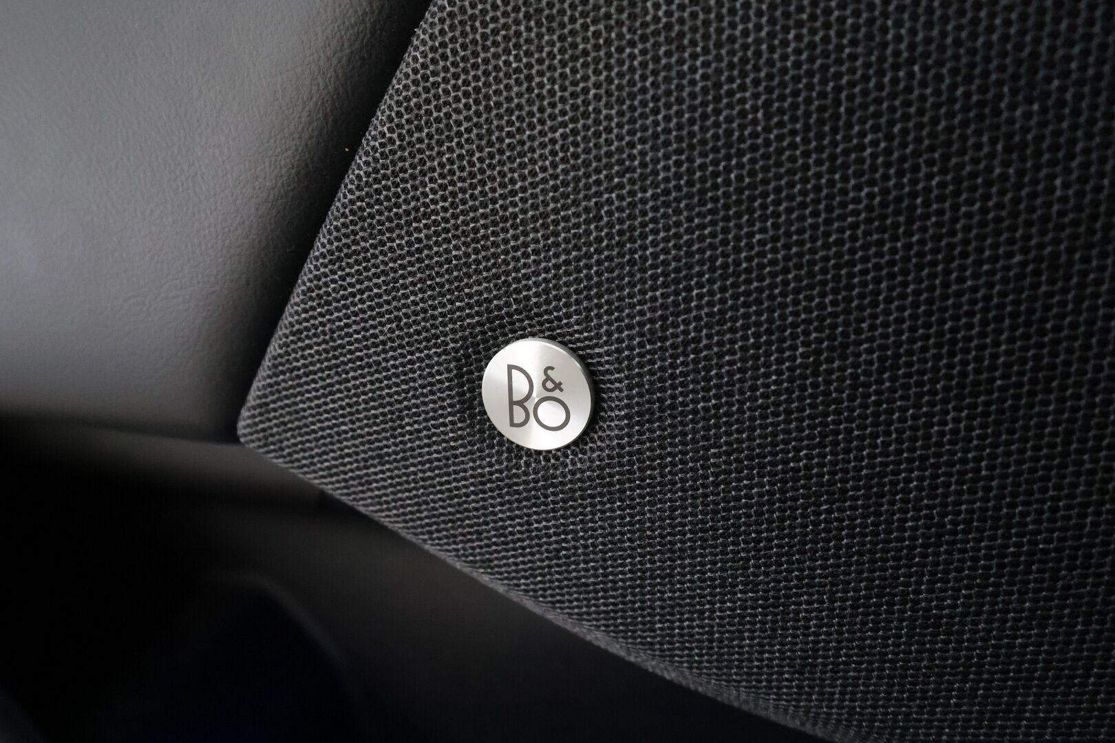 FORD MUSTANG MACH-E 2022 351hv A1 AWD * B&O / ACC / LED / 360 / Muistipenkki / Navi / Kaistavahti / Keyless * - 2x Latauskaapelit / Upea kokonaisuus / Kattavasti varusteltu!