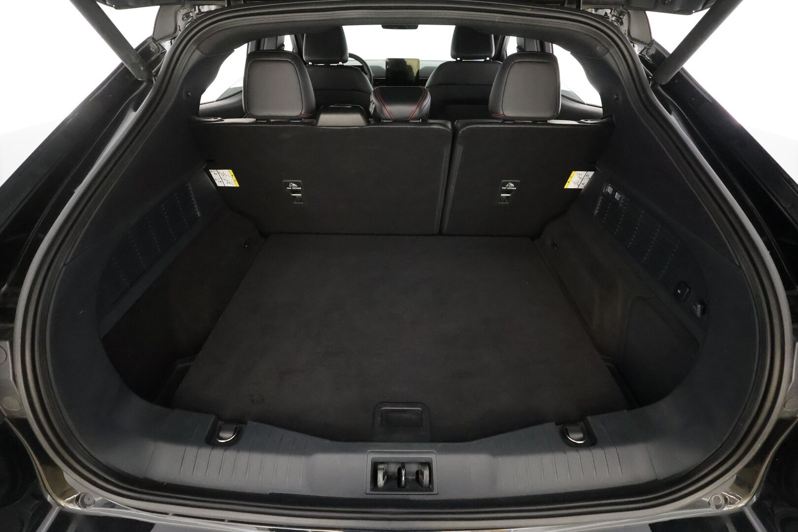 FORD MUSTANG MACH-E 2022 351hv A1 AWD * B&O / ACC / LED / 360 / Muistipenkki / Navi / Kaistavahti / Keyless * - 2x Latauskaapelit / Upea kokonaisuus / Kattavasti varusteltu!