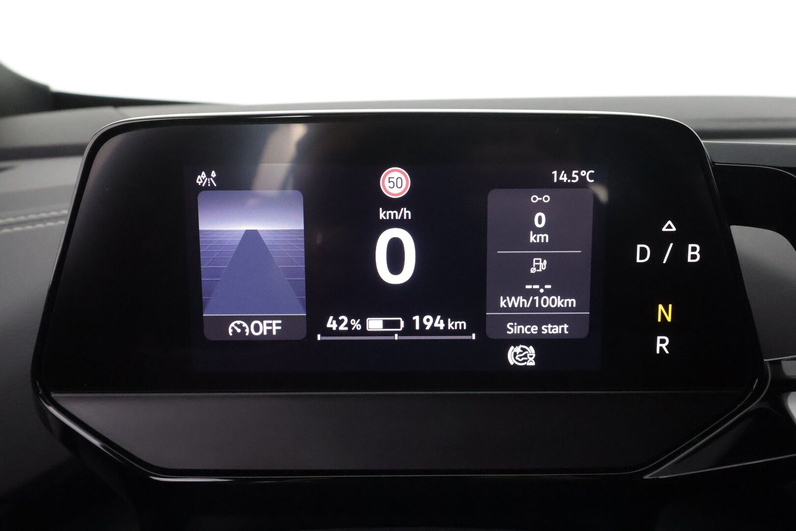 VOLKSWAGEN ID.4 2023 Pro Performance 150 kW * ACC / P.kamera / Muistipenkit hieronnalla / Koukku / Navi / LED / ILP / Keyless * - Akku kuntotarkastettu SoH 94,3% / Kahdet renkaat aluvanteilla / Merkkihuollettu