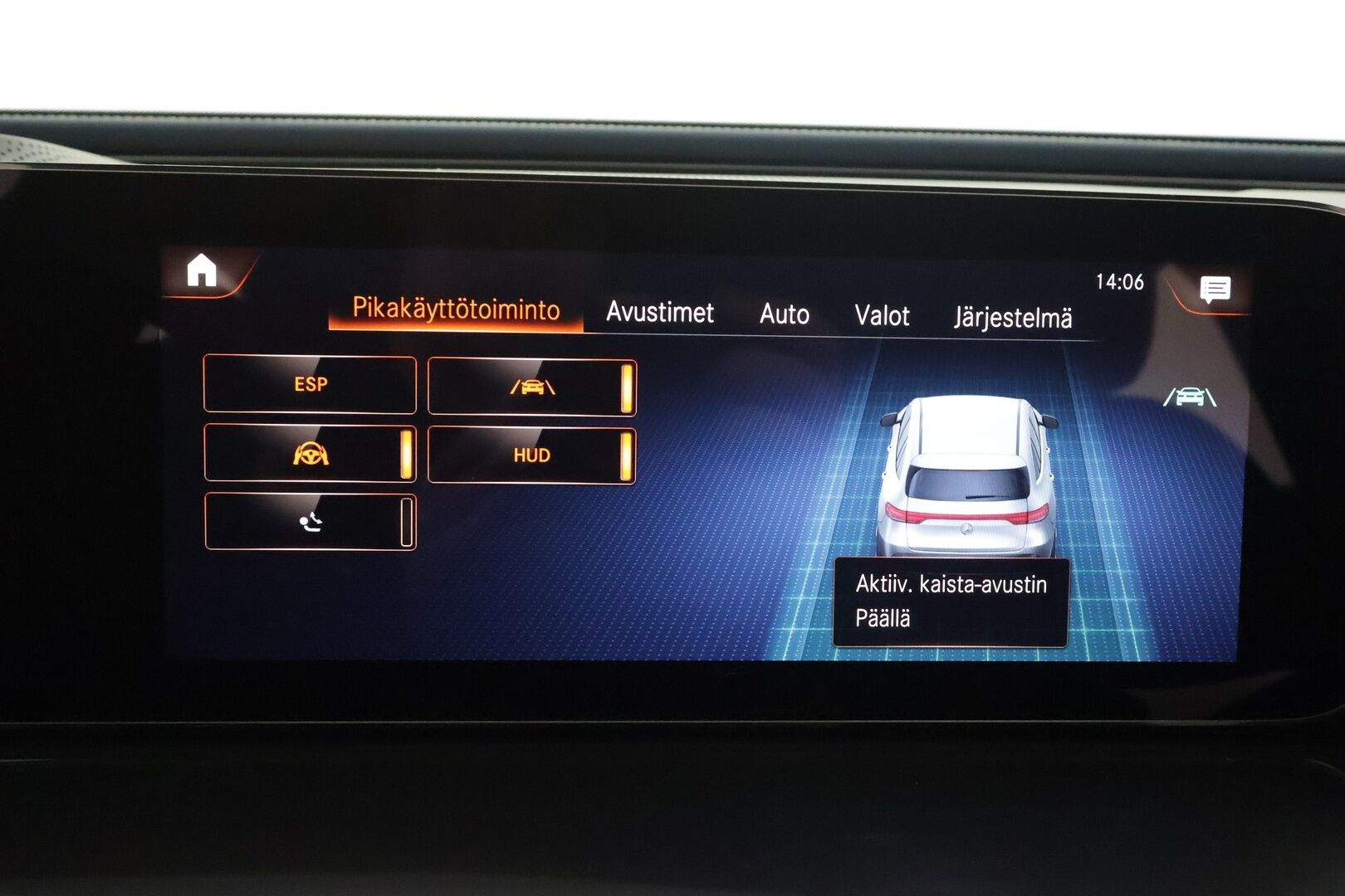 MERCEDES-BENZ EQC 2023 400 * Distronic+ / HUD / P.kamera / Midline / Lasikattoluukku / Koukku / Multibeam / Widescreen / Keyless / Navi * - Akku kuntotarkastettu SoH 95,4% / Kahdet renkaat aluvanteilla / Merkkihuollettu - HULLUT AVAJAISHULINAT KORKOTARJOUS 3,29 %