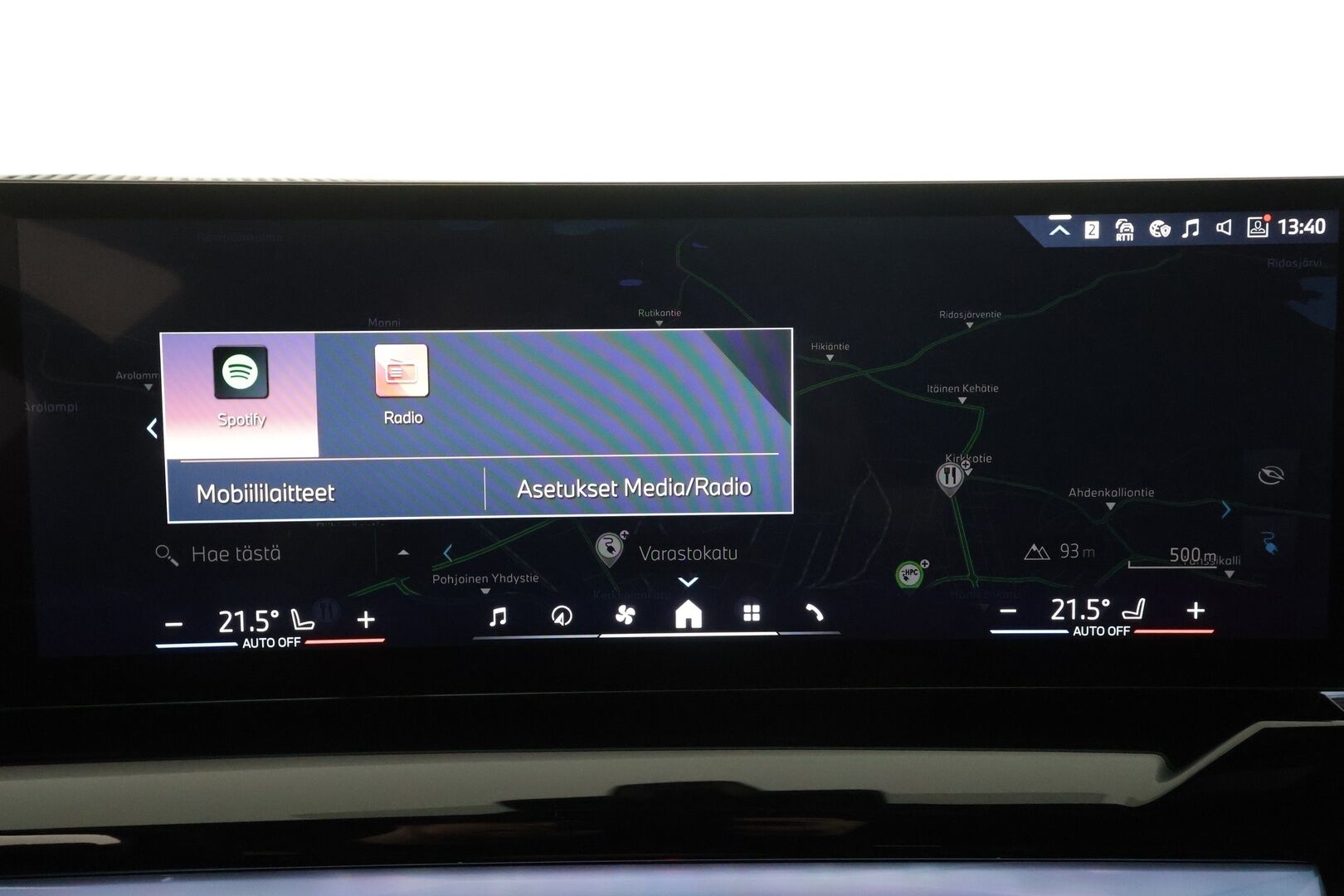 BMW I5 2024 G61 Touring eDrive40 M Sport * ACC / P.kamera / Adapt.LED / Akuston esilämmitys / Comfort Access / Navi * - Kahdet renkaat aluvanteilla