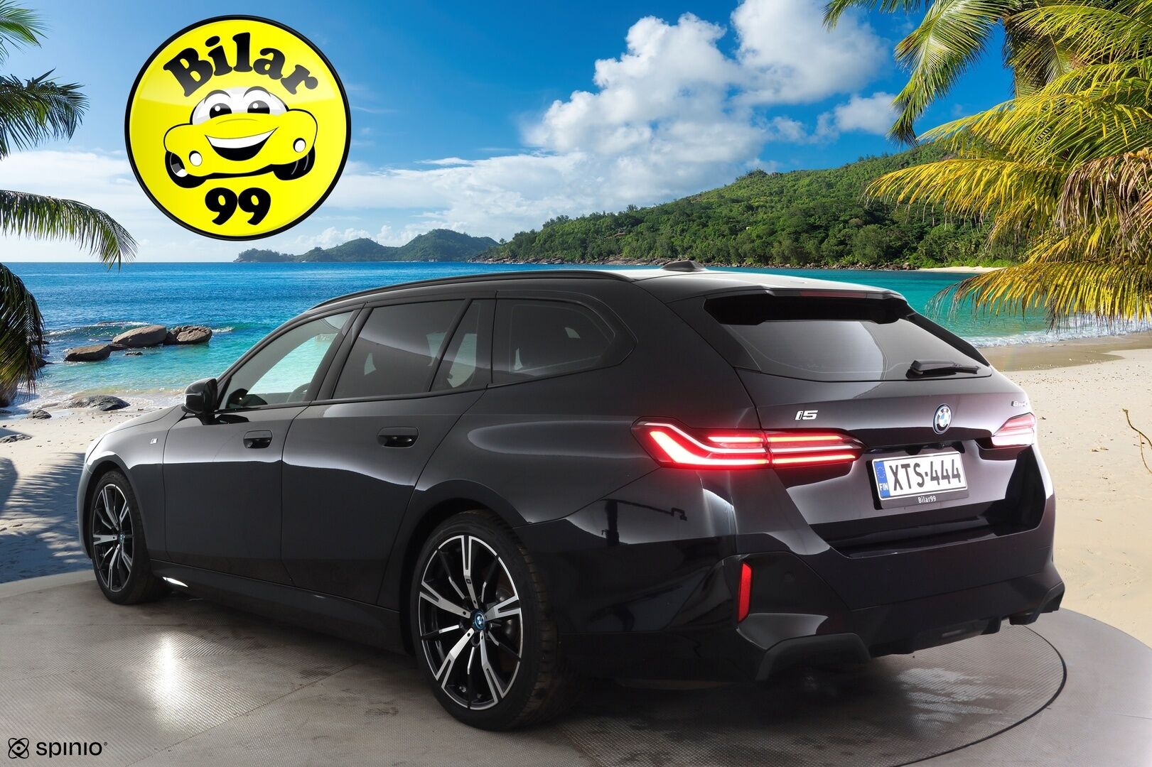BMW I5 2024 G61 Touring eDrive40 M Sport * ACC / P.kamera / Adapt.LED / Akuston esilämmitys / Comfort Access / Navi * - Kahdet renkaat aluvanteilla