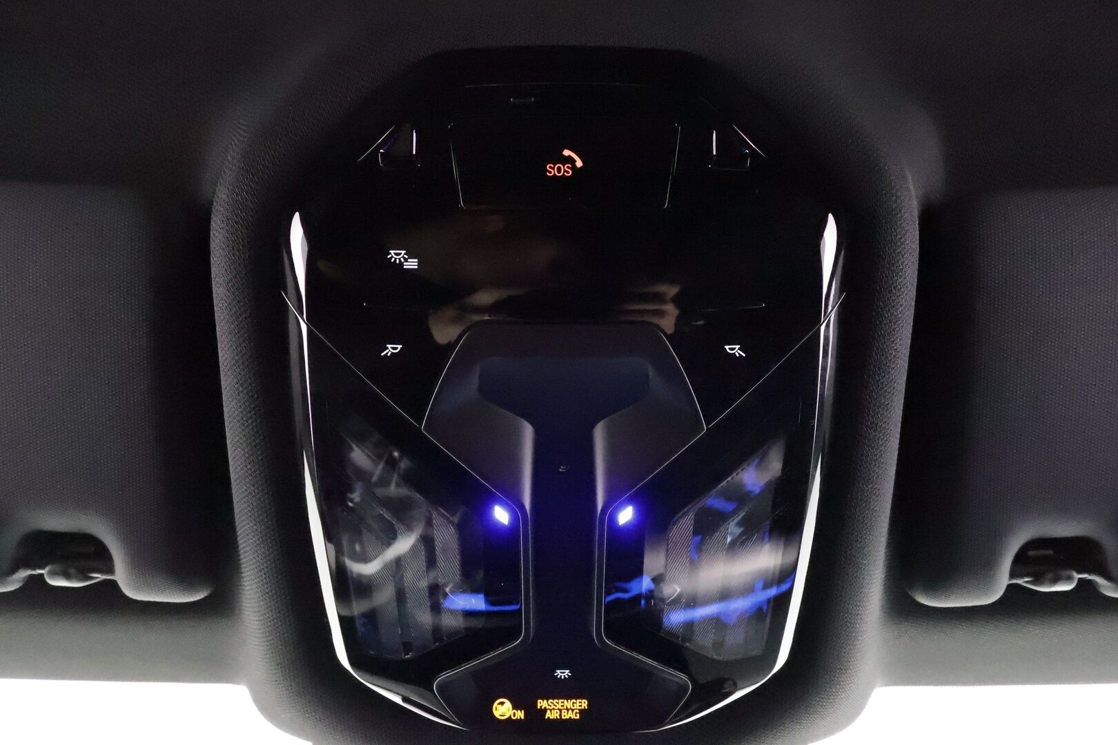 BMW I5 2024 G61 Touring eDrive40 M Sport * ACC / P.kamera / Adapt.LED / Akuston esilämmitys / Comfort Access / Navi * - Kahdet renkaat aluvanteilla