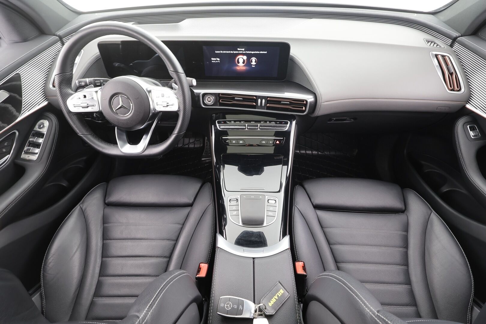 MERCEDES-BENZ EQC 2022 400 4Matic Edition AMG ** Distronic / Kattoluukku / HUD / Nahat / 360 / Vetokoukku ** 