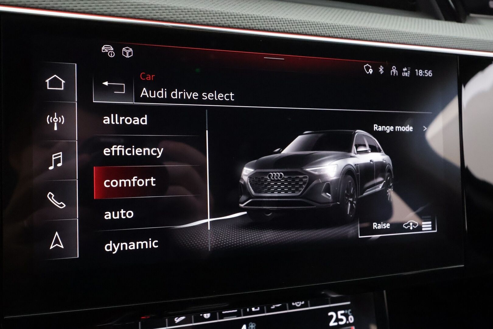 AUDI Q8 E-TRON 2024 55 quattro S line * ACC / 360° / Muistipenkit / Ilma-alusta / Navi / Keyless / Ilmastoidut nahat / Sähköluukku *