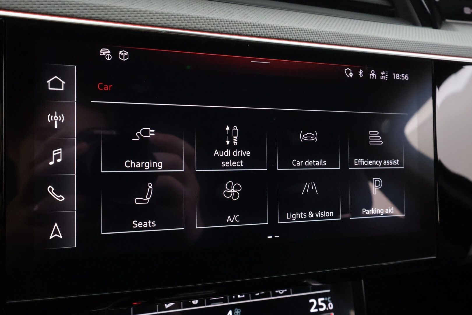 AUDI Q8 E-TRON 2024 55 quattro S line * ACC / 360° / Muistipenkit / Ilma-alusta / Navi / Keyless / Ilmastoidut nahat / Sähköluukku *