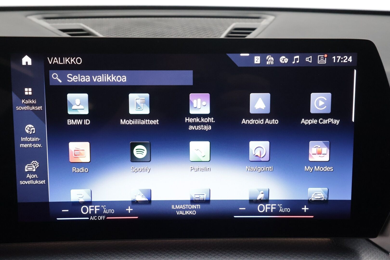 BMW IX1 2024 30 xDrive M Sport * ACC / Adapt.LED / Comfort Access / P.kamera / Koukku / Sähköluukku / Navi / Sporttipenkit / Akuston esilämmitys * - Akku kuntotarkastettu / Kahdet renkaat aluvanteilla / Merkkihuollettu - HULLUT AVAJAISHULINAT KORKOTARJOUS 3,29 %