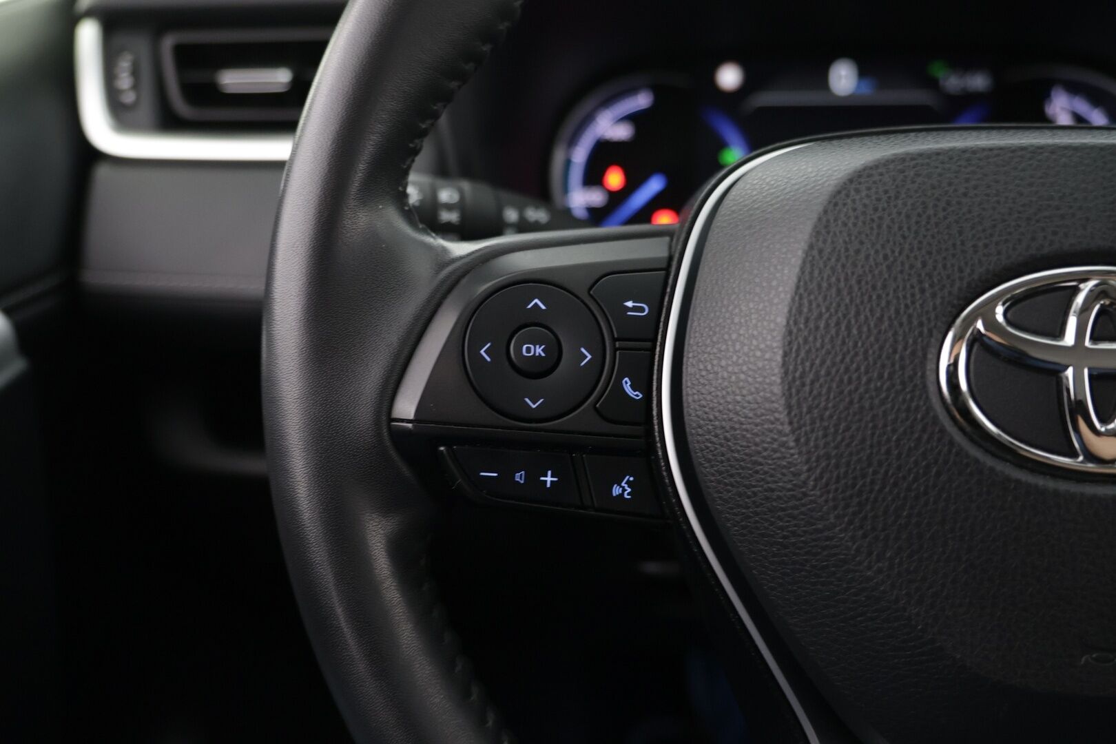 TOYOTA RAV4 2022 2.5 Hybrid AWD-i Active - ACC | P.Kamera | Lämmitettävä tuulilasi | 2x vanteet 