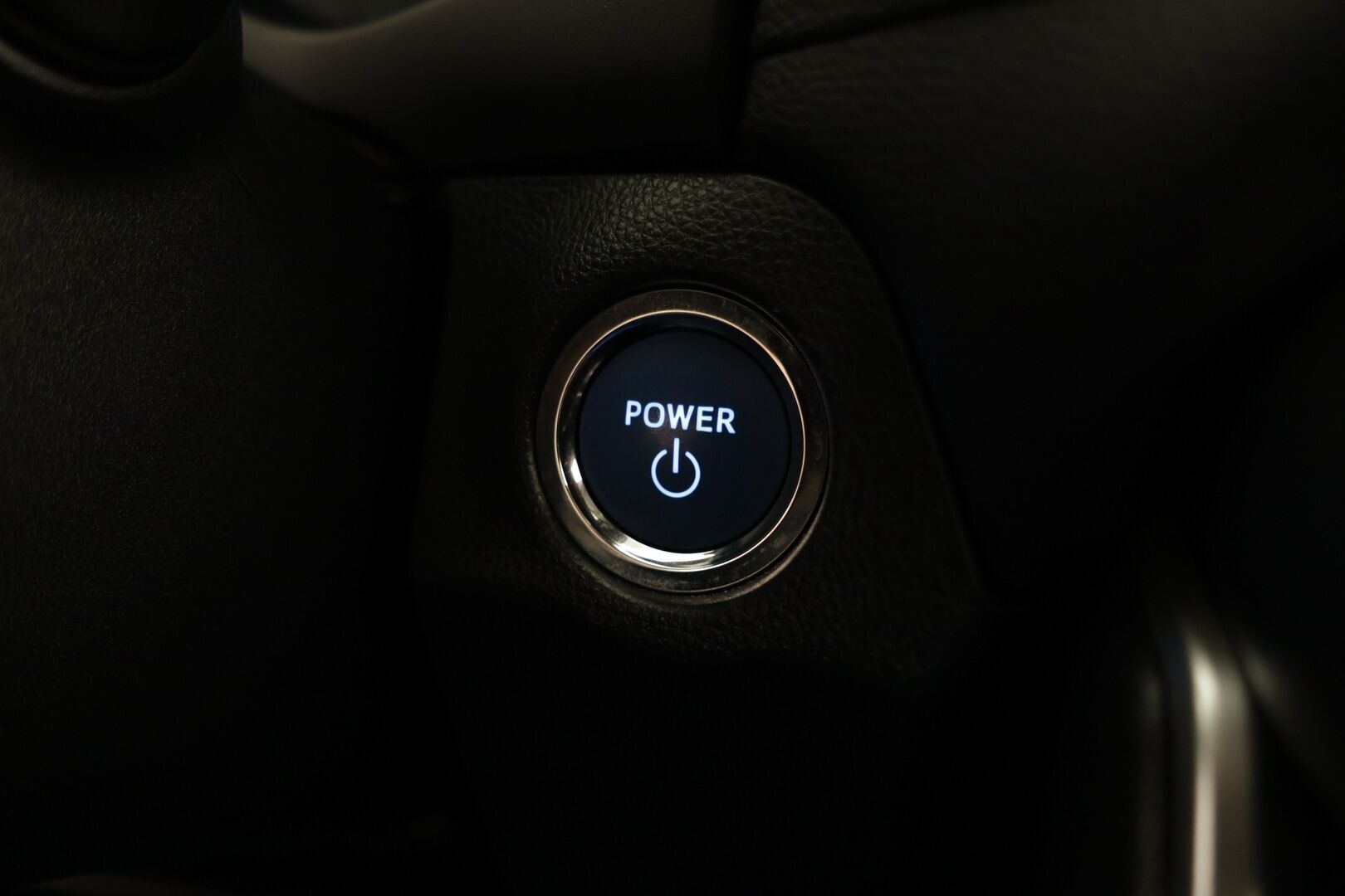 TOYOTA RAV4 2022 2.5 Hybrid AWD-i Active - ACC | P.Kamera | Lämmitettävä tuulilasi | 2x vanteet 