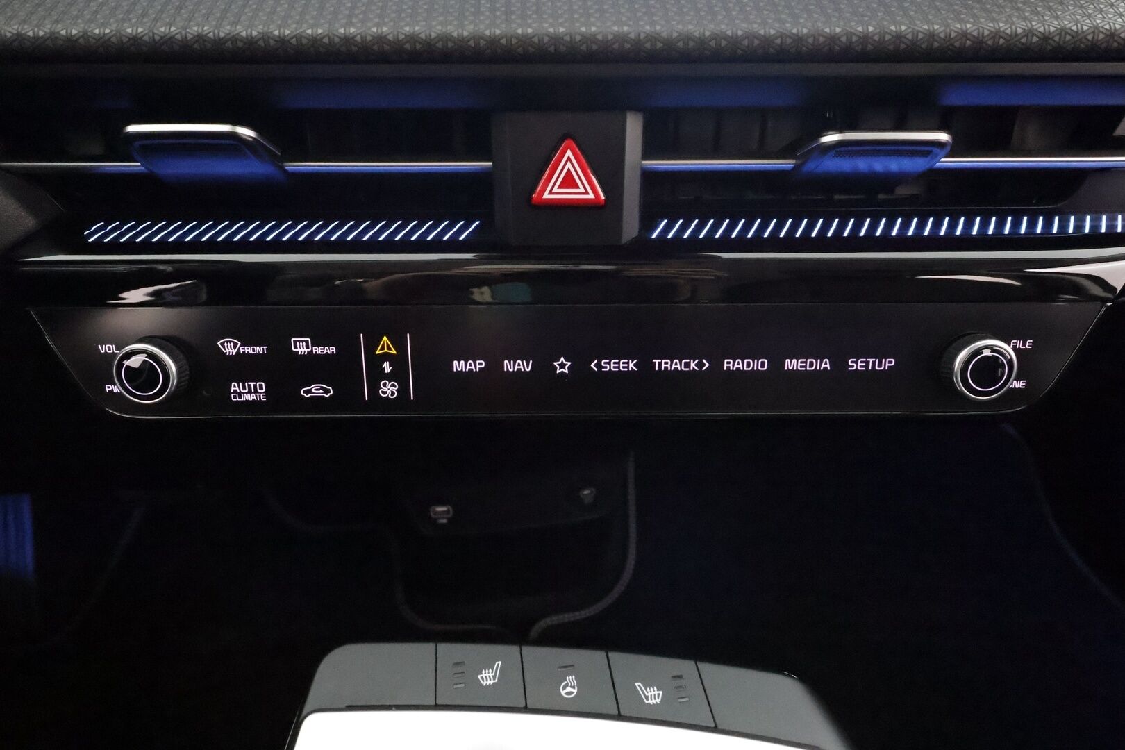 KIA EV6 2023 RWD 77.4 kWh * ACC / P.kamera / ILP / Navi / LED / Nahat / Keyless / Sähköluukku * - Merkkihuollettu