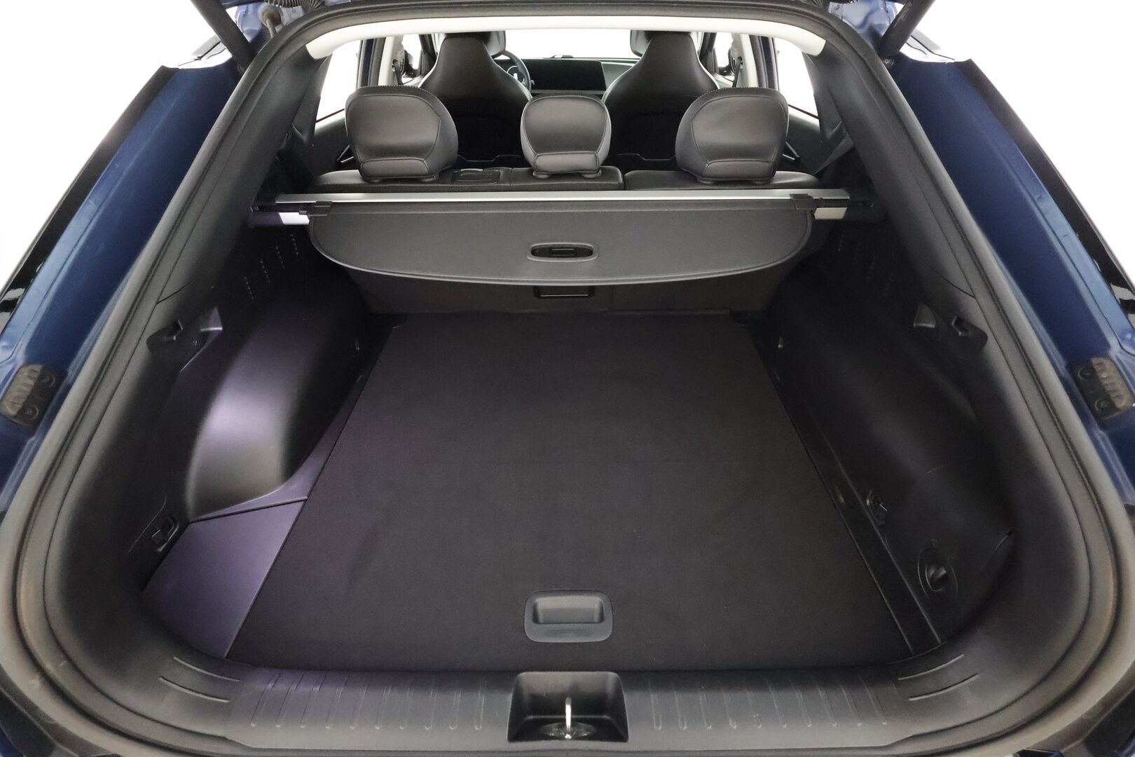 KIA EV6 2023 RWD 77.4 kWh * ACC / P.kamera / ILP / Navi / LED / Nahat / Keyless / Sähköluukku * - Merkkihuollettu