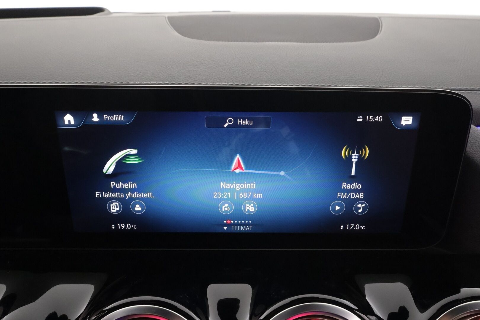 MERCEDES-BENZ EQA 2022 350 4Matic Electric Art  * Distronic Plus / HUD / Panorama / Koukku / Muistipenkki / LED High performance *