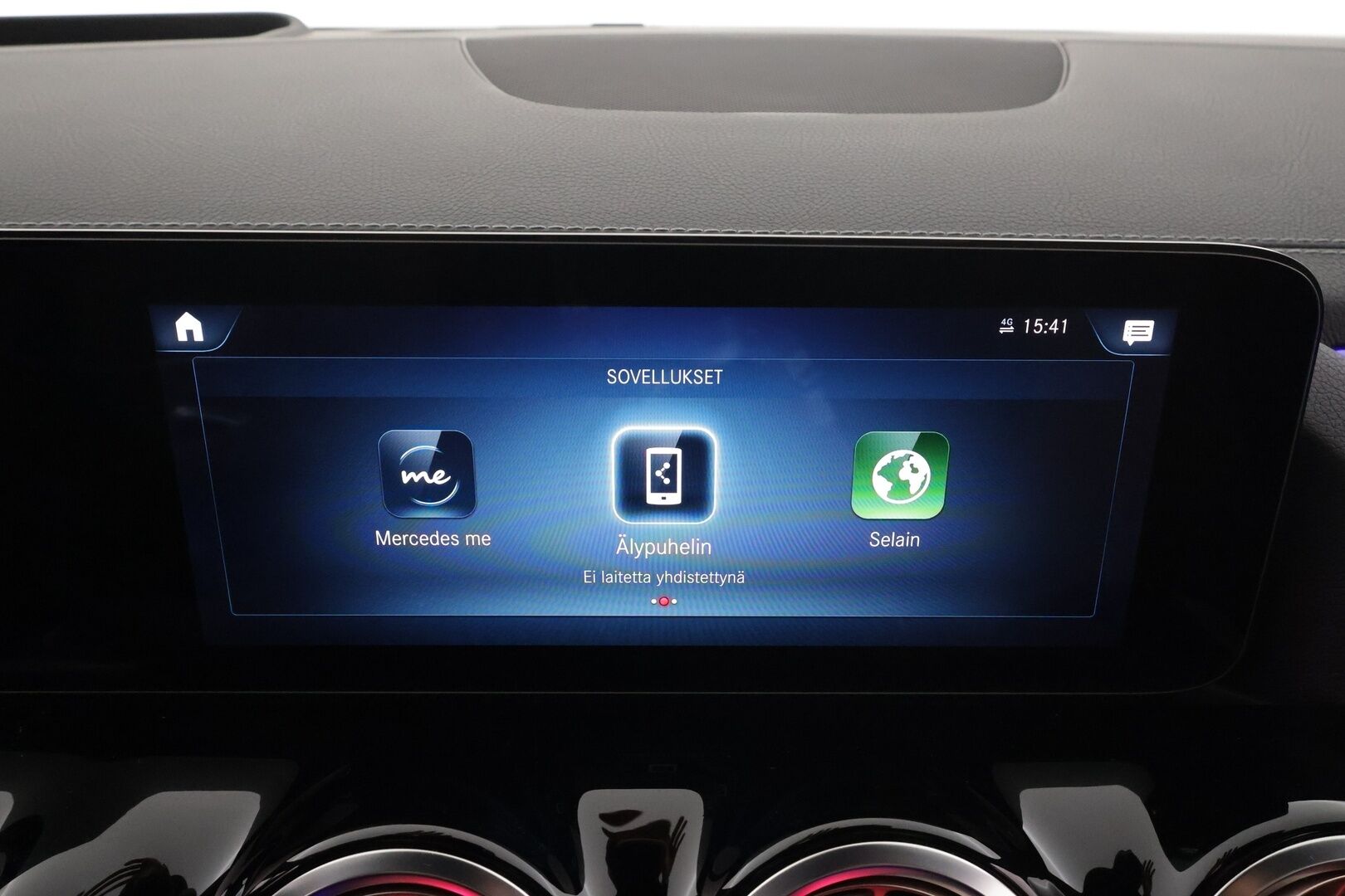 MERCEDES-BENZ EQA 2022 350 4Matic Electric Art  * Distronic Plus / HUD / Panorama / Koukku / Muistipenkki / LED High performance *