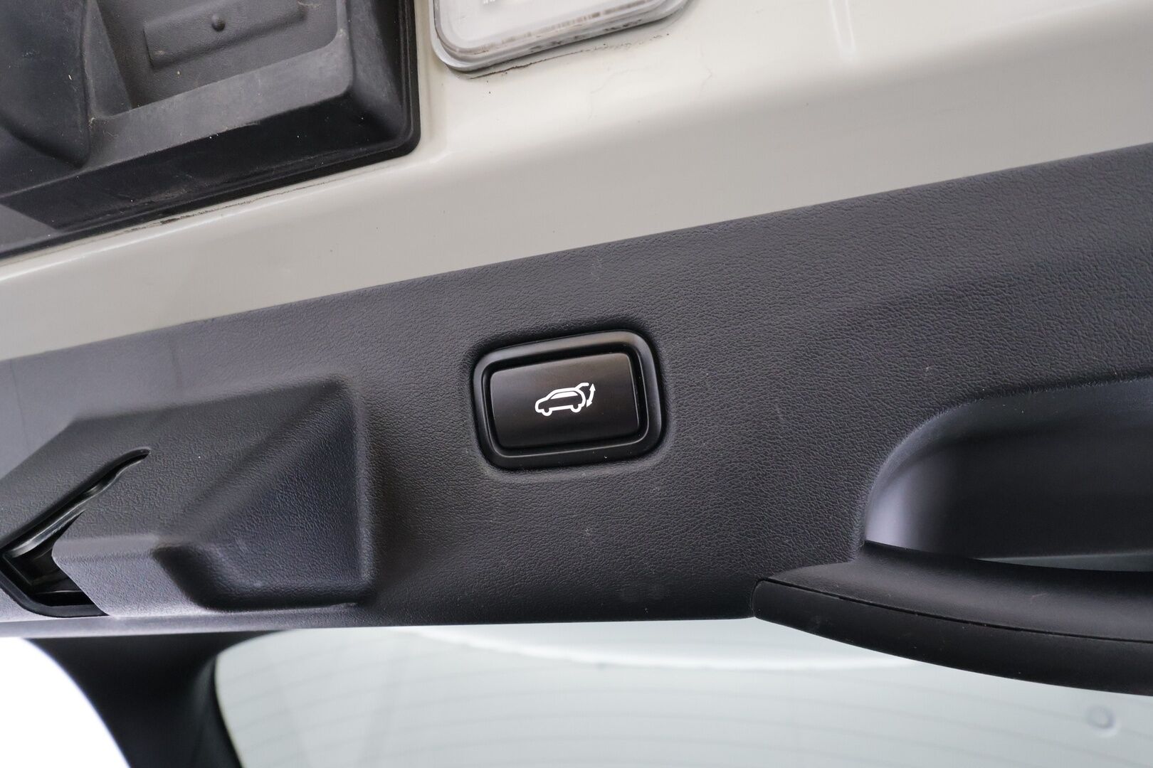 KIA EV6 2022 RWD * Koukku / ILP / ACC / LED / HUD / Meridian / 360 / Ilmastoitu Muistipenkki / Kaistavahti / Navi * - HULLUT AVAJAISHULINAT KORKOTARJOUS 3,29 %