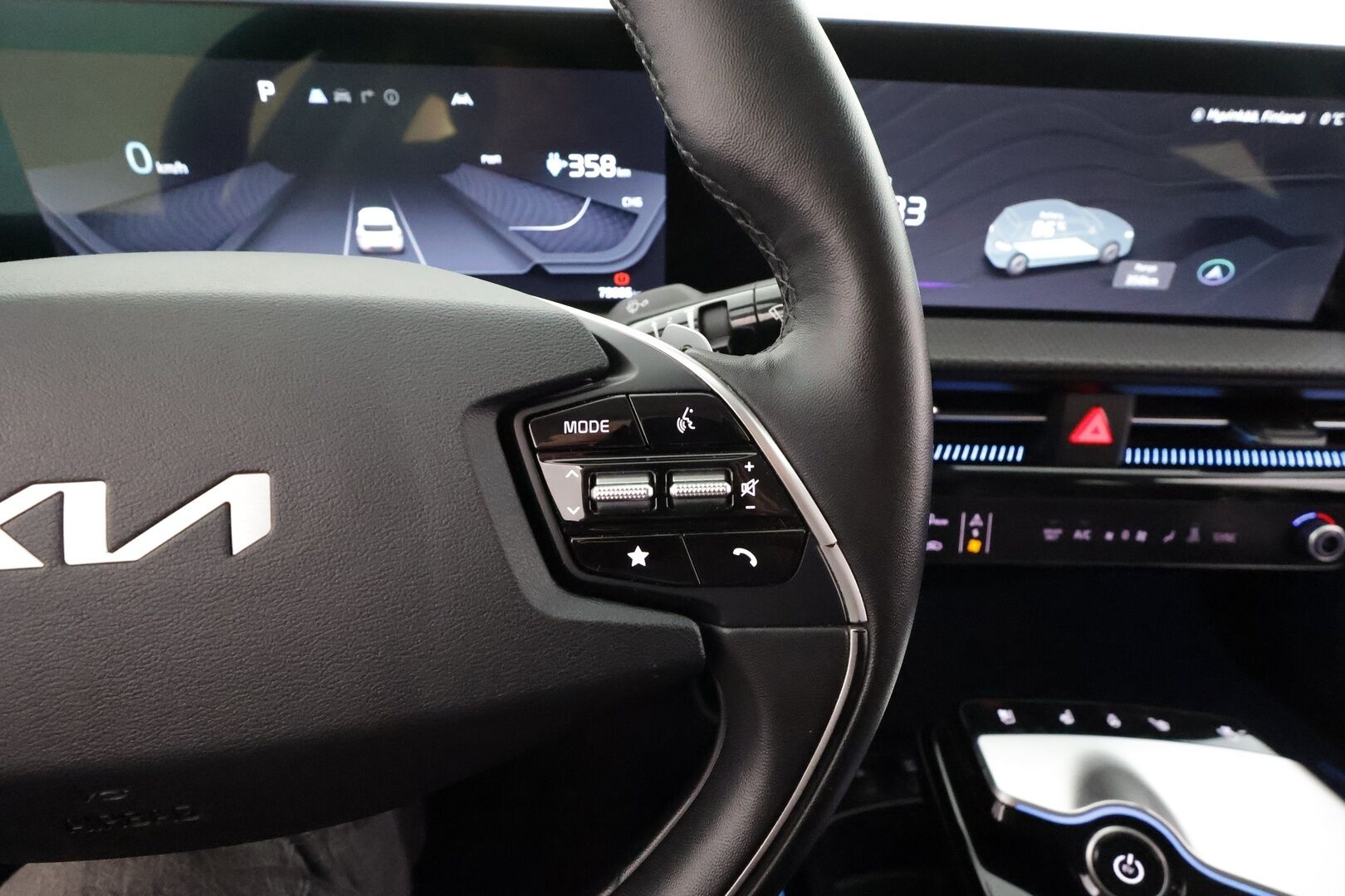 KIA EV6 2022 RWD * Koukku / ILP / ACC / LED / HUD / Meridian / 360 / Ilmastoitu Muistipenkki / Kaistavahti / Navi * - HULLUT AVAJAISHULINAT KORKOTARJOUS 3,29 %