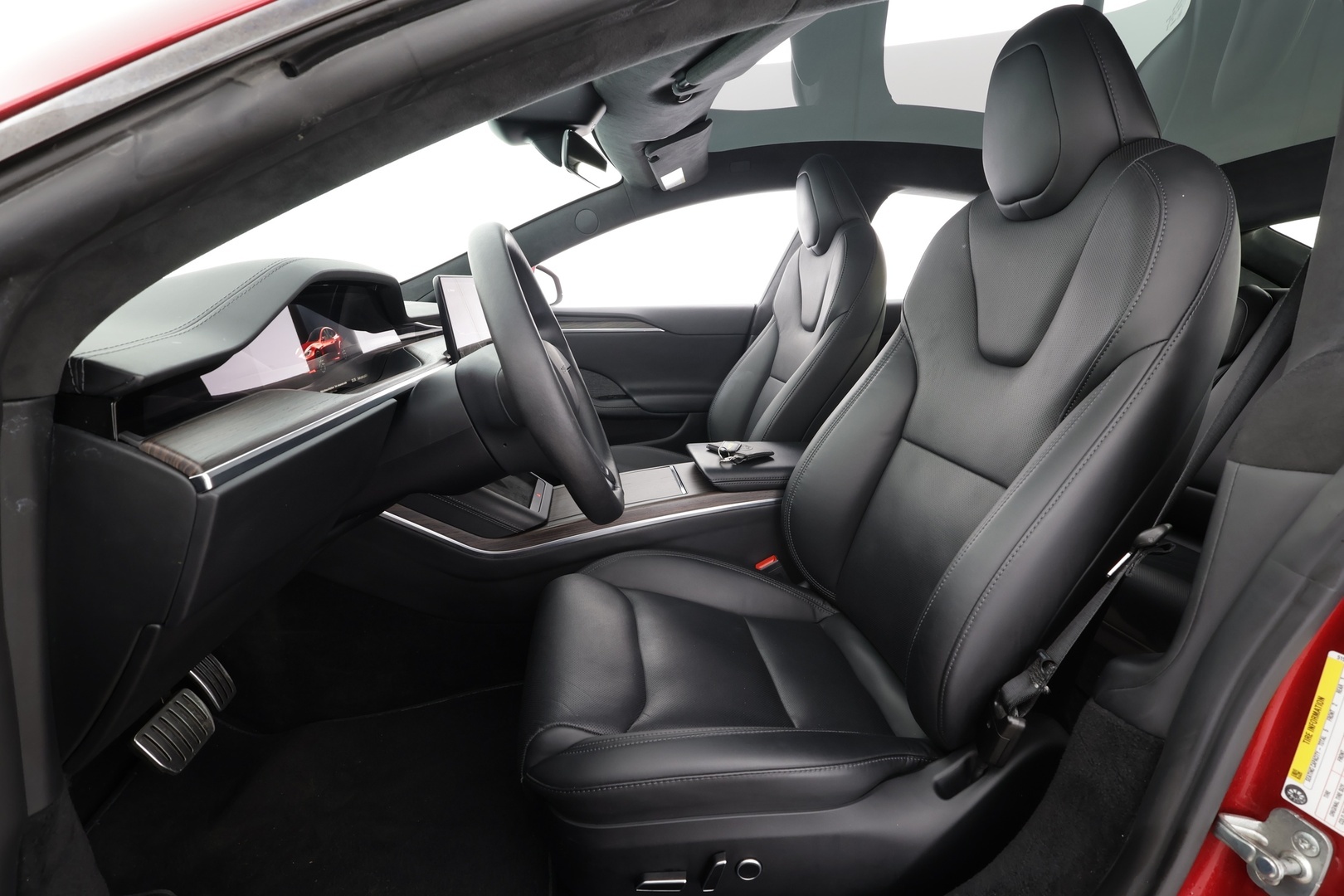 TESLA MODEL S 2023 Long Range Dual Motor * Koukku / ILP / Matrix LED / Viihdenäyttö / Ilma-alusta / Lasikatto / Premium Audio / Parannettu autopilot * - Ilmastoidut nahat 