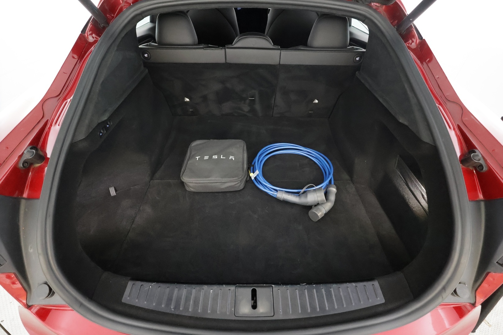 TESLA MODEL S 2023 Long Range Dual Motor * Koukku / ILP / Matrix LED / Viihdenäyttö / Ilma-alusta / Lasikatto / Premium Audio / Parannettu autopilot * - Ilmastoidut nahat 