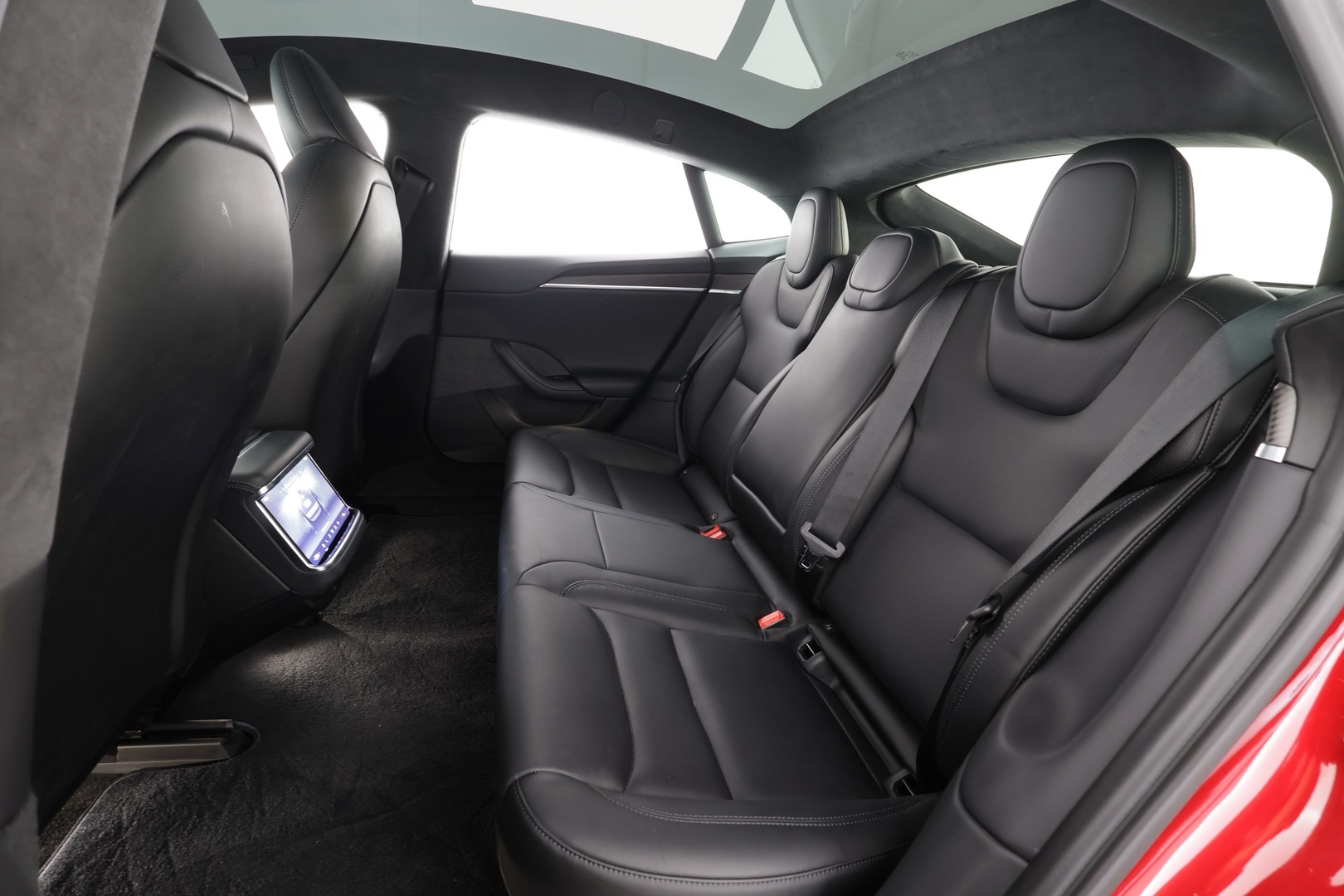 TESLA MODEL S 2023 Long Range Dual Motor * Koukku / ILP / Matrix LED / Viihdenäyttö / Ilma-alusta / Lasikatto / Premium Audio / Parannettu autopilot * - Ilmastoidut nahat 