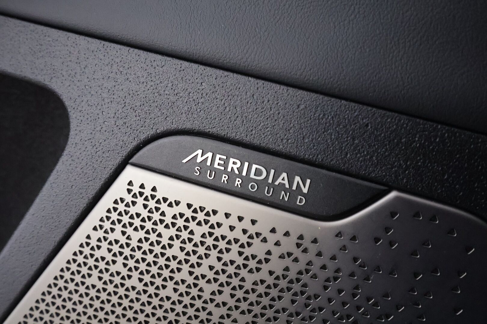 KIA EV6 2022 77.4 kWh GT-Line * ACC / HUD / 360° / ILP / Koukku / Adapt.LED / Ilmastoidut penkit / Navi / Keyless / Meridian * - Akku kuntotarkastettu SoH 96,9% / Kahdet renkaat aluvanteilla / Merkkihuollettu