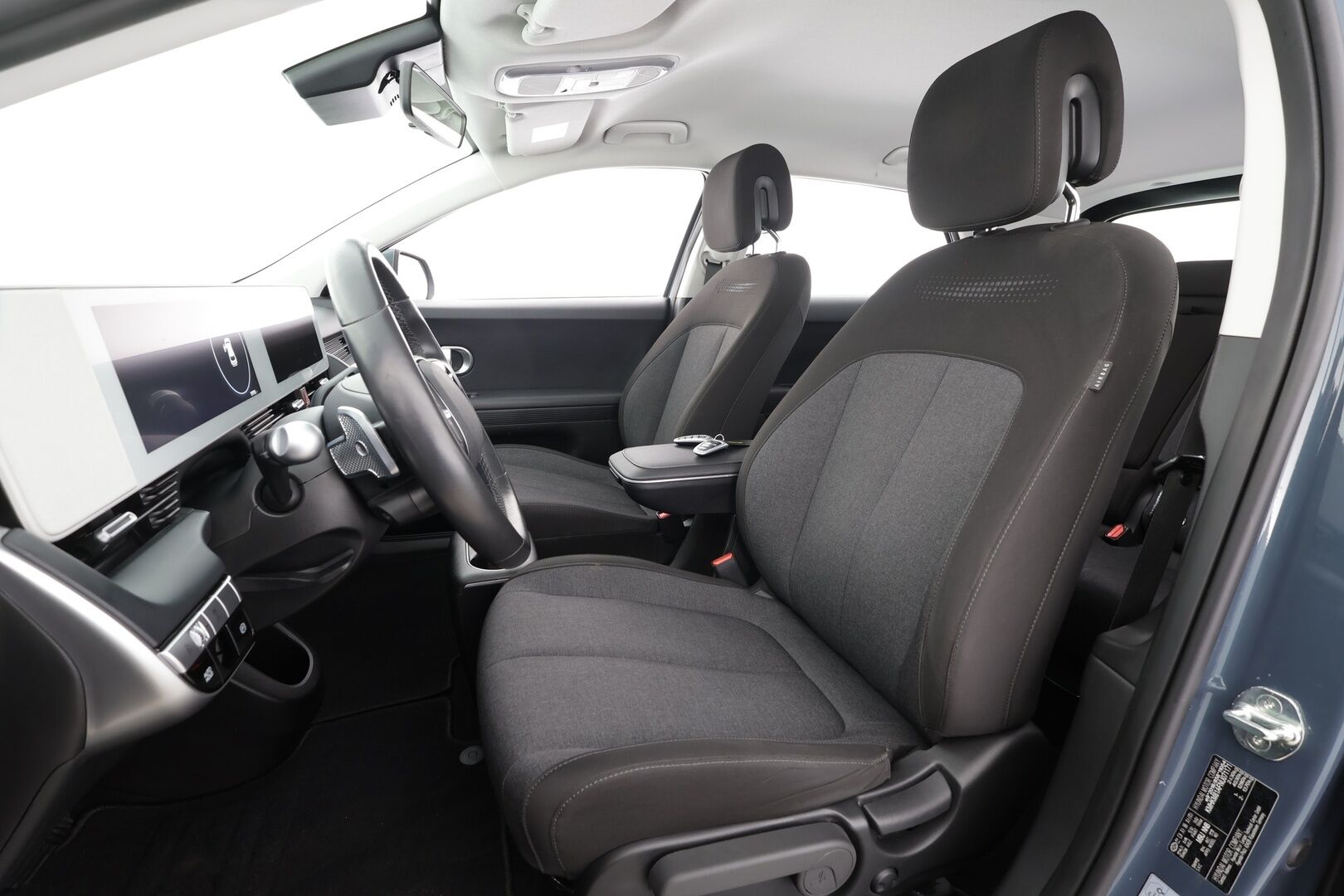 HYUNDAI IONIQ 5 2022 73 kWh 217 hv Style * ACC / P.kamera / ILP / Navi / LED / Keyless / Ratinlämmitin * - Akku kuntotarkastettu / Merkkihuollettu