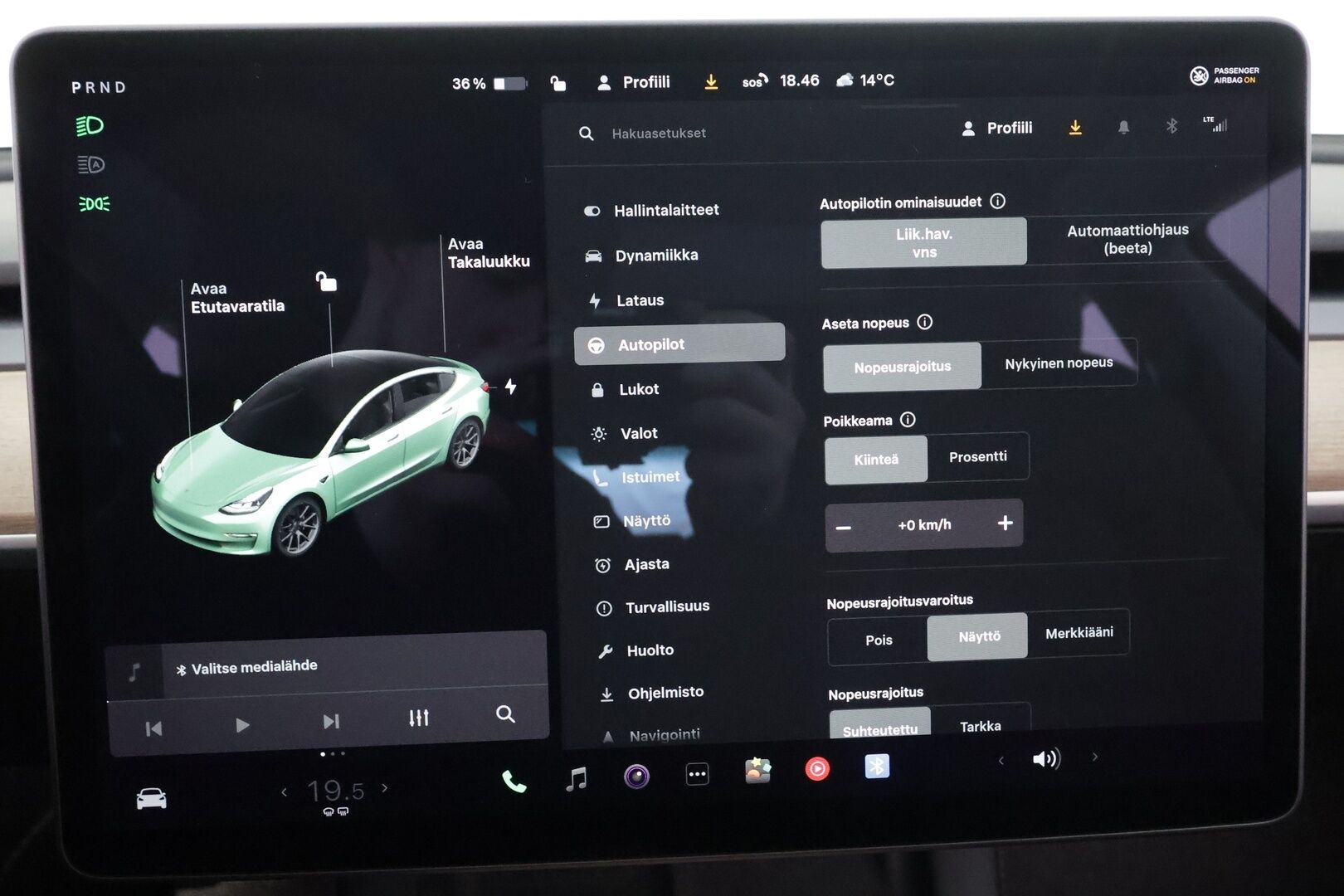 TESLA MODEL 3 2021 Long Range Dual Motor * Lasikatto / ILP / ACC / Matrix-LED / Muistipenkki / P.kamera / Premium Audio / Navi *
