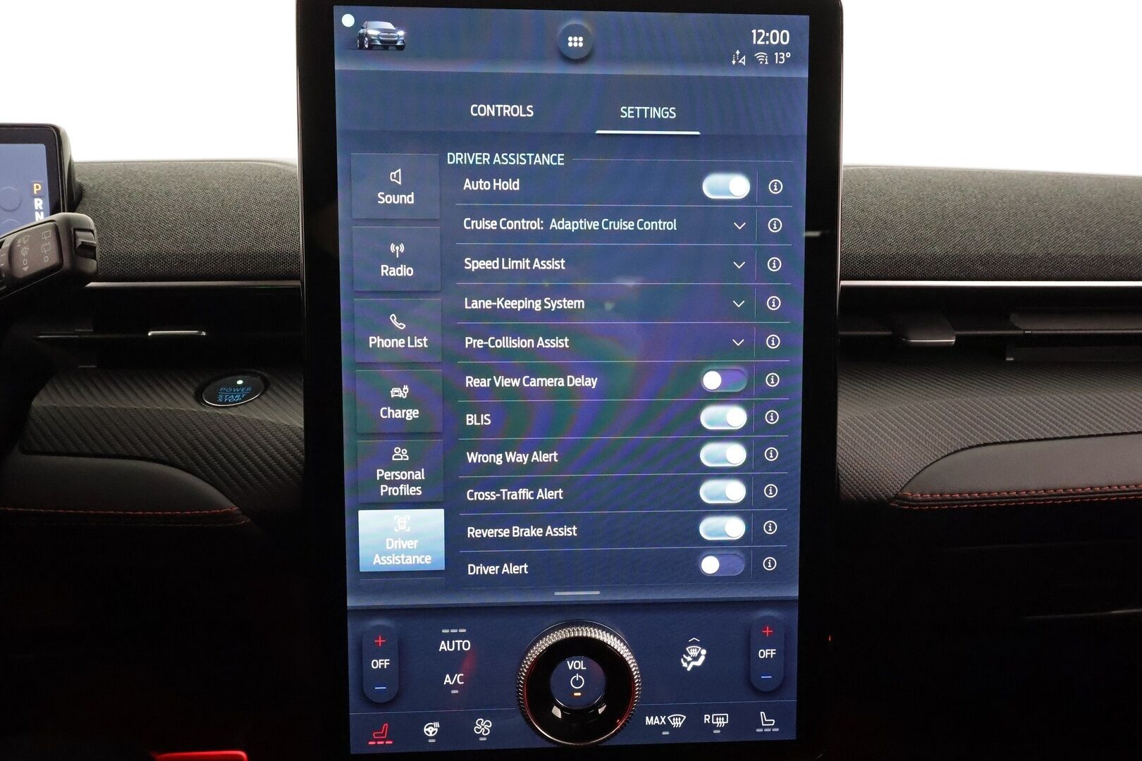 FORD MUSTANG MACH-E 2022 AWD 351 * Koukku / ACC / LED / Muistipenkki / P.Kamera / Kaistavahti / Navi / Keyless * - Merkkihuollot