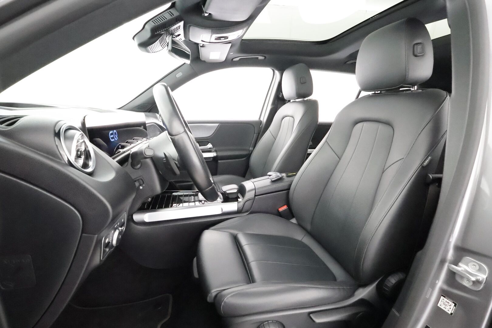 MERCEDES-BENZ EQB 2023 350 Progressive 4Matic 7-paik * Distronic+ / Lisälämmitin / 360-Kamera / Widescreen / HUD / Panorama * - Akku kuntotarkastettu / Kahdet renkaat / 2x Lataus