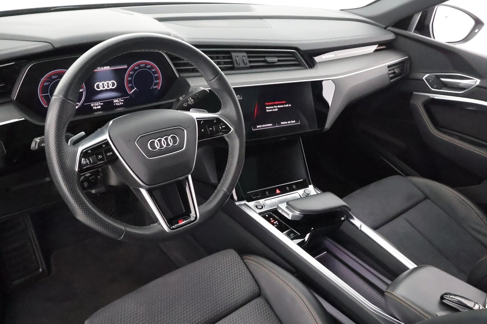 AUDI E-TRON 2023 Sportback Edition S line 55 quattro * Koukku / Panorama / B&O / ACC / LED / P.Kamera / Sportpenkit * - Merkkihuollot