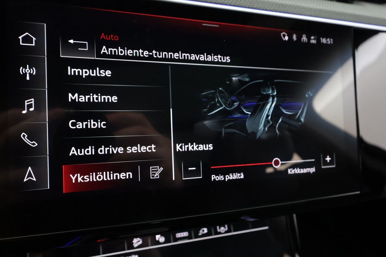 AUDI E-TRON 2023 Sportback Edition S line 55 quattro * Koukku / Panorama / B&O / ACC / LED / P.Kamera / Sportpenkit * - Merkkihuollot