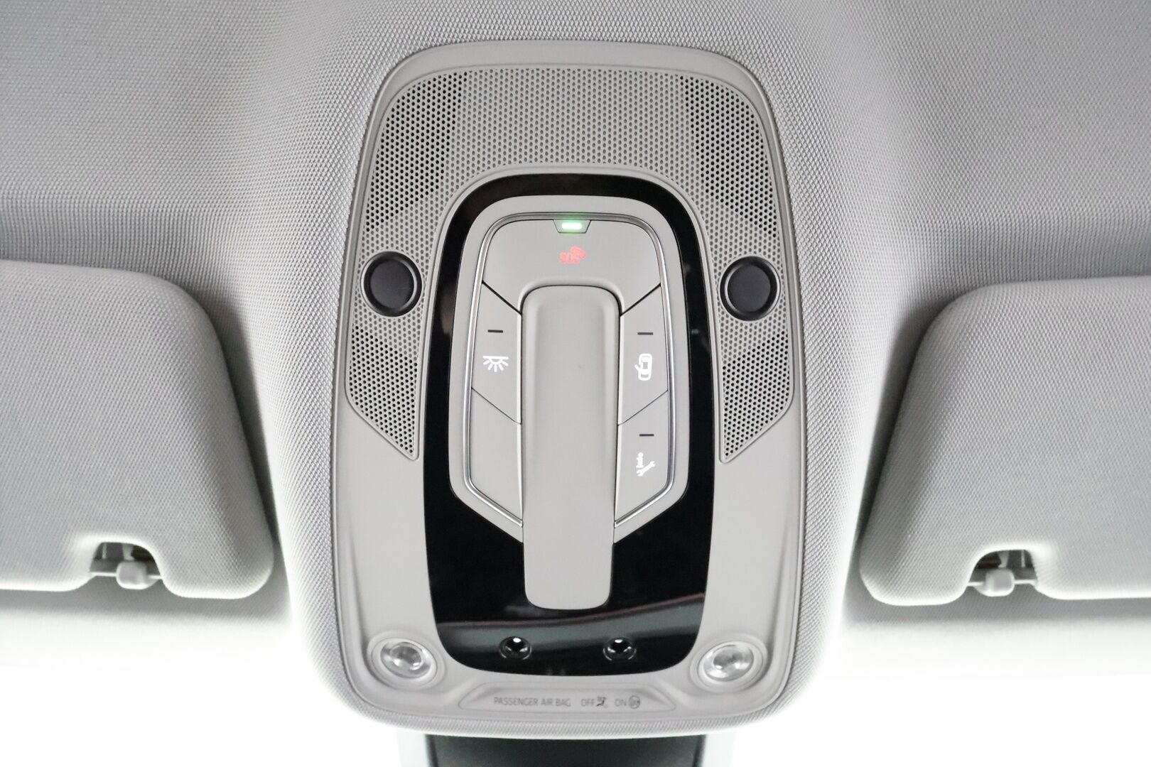 AUDI E-TRON 2023 Advanced 55 quattro * B&O / ACC / Matrix / P.Kamera / Lisälämmitin / Kaistavahti / Koukku / Keyless * - Merkkihuollot / Akku kuntotarkastettu / Kahdet renkaat aluvanteilla / 2x Latauskaapelit