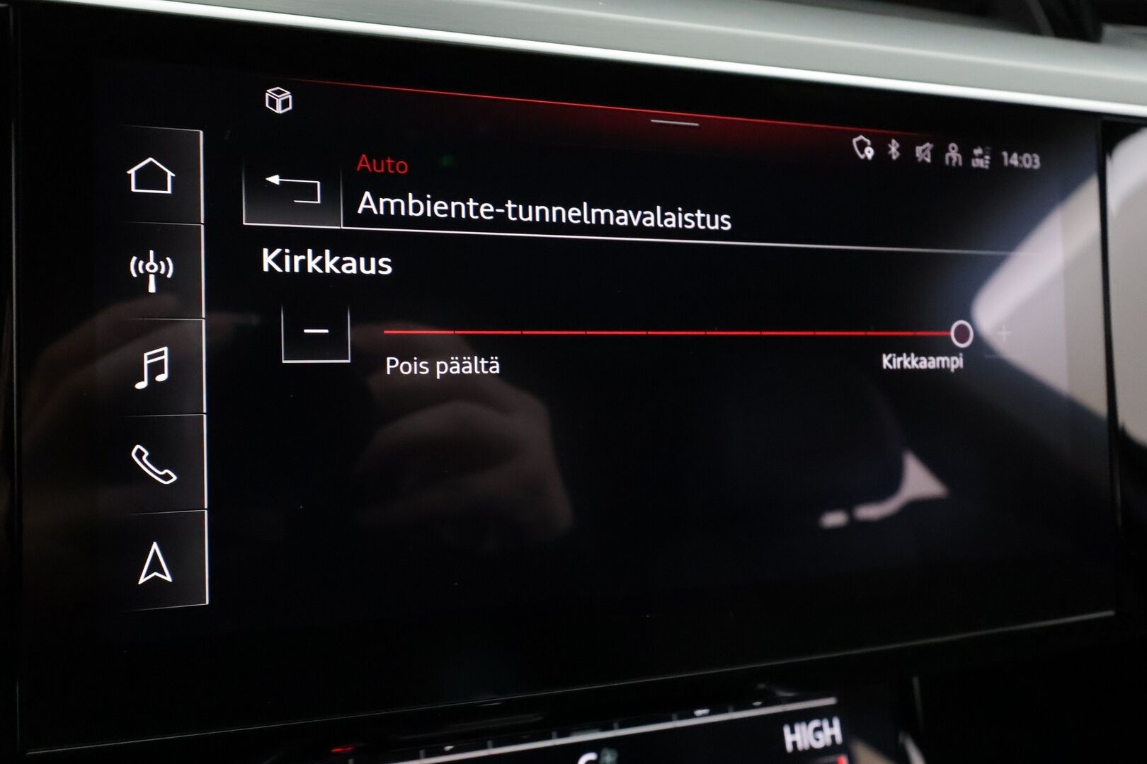 AUDI E-TRON 2023 Sportback Advanced 55 quattro * B&O / ACC / Matrix / P.Kamera / Sportpenkit / Kaistavahti / Navi / Digimittaristo * - Merkkihuollot / Akku kuntotarkastettu / Kahdet renkaat aluvanteilla / 2x Latauskaapelit