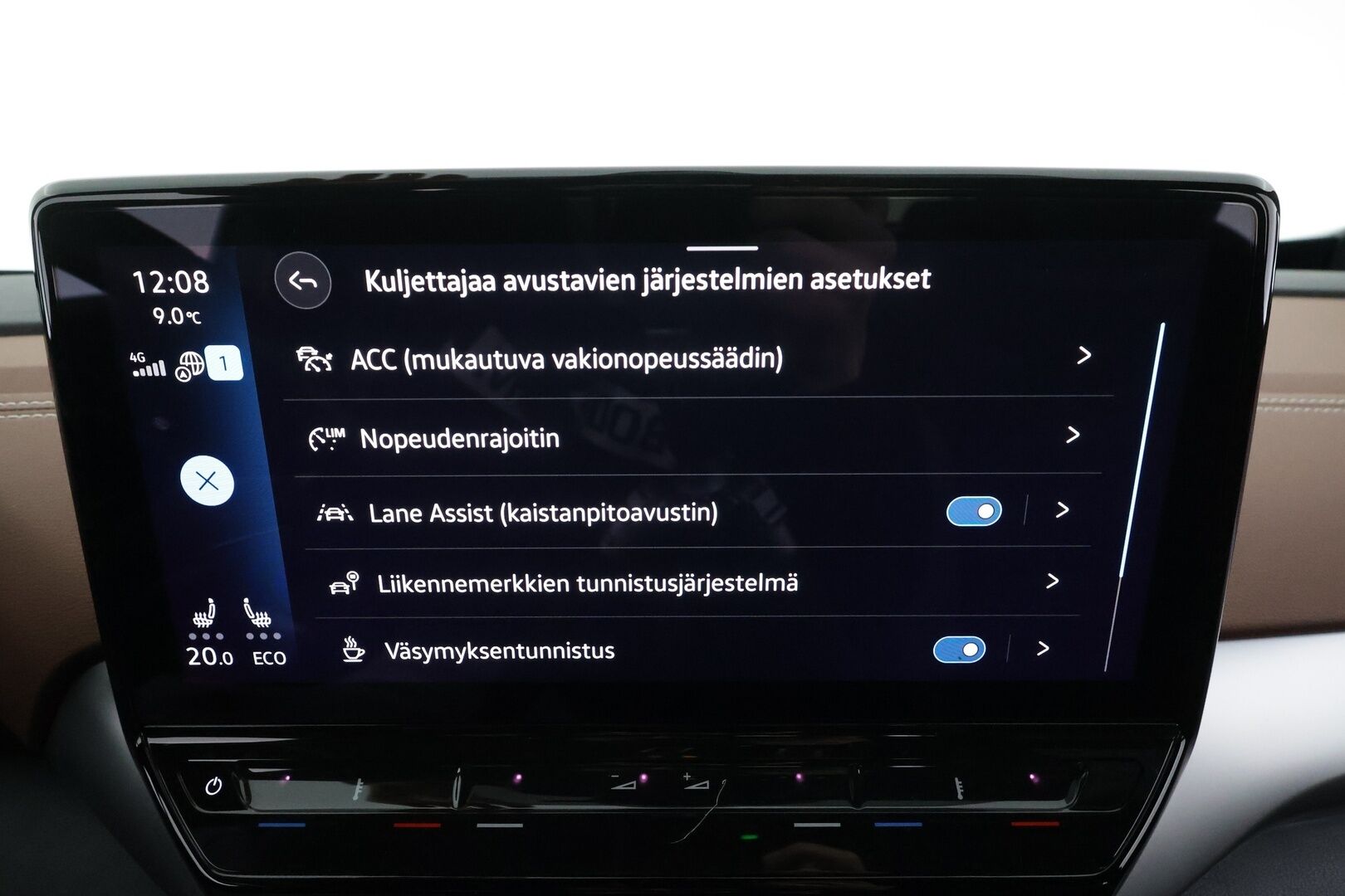 VOLKSWAGEN ID.5 2023 Pro Performance 150 kW * ILP / ACC / Matrix-LED / P.Kamera / Navi / Kaistavahti / Keyless * - 2x Latauskaapelit - HULLUT AVAJAISHULINAT KORKOTARJOUS 3,29 %