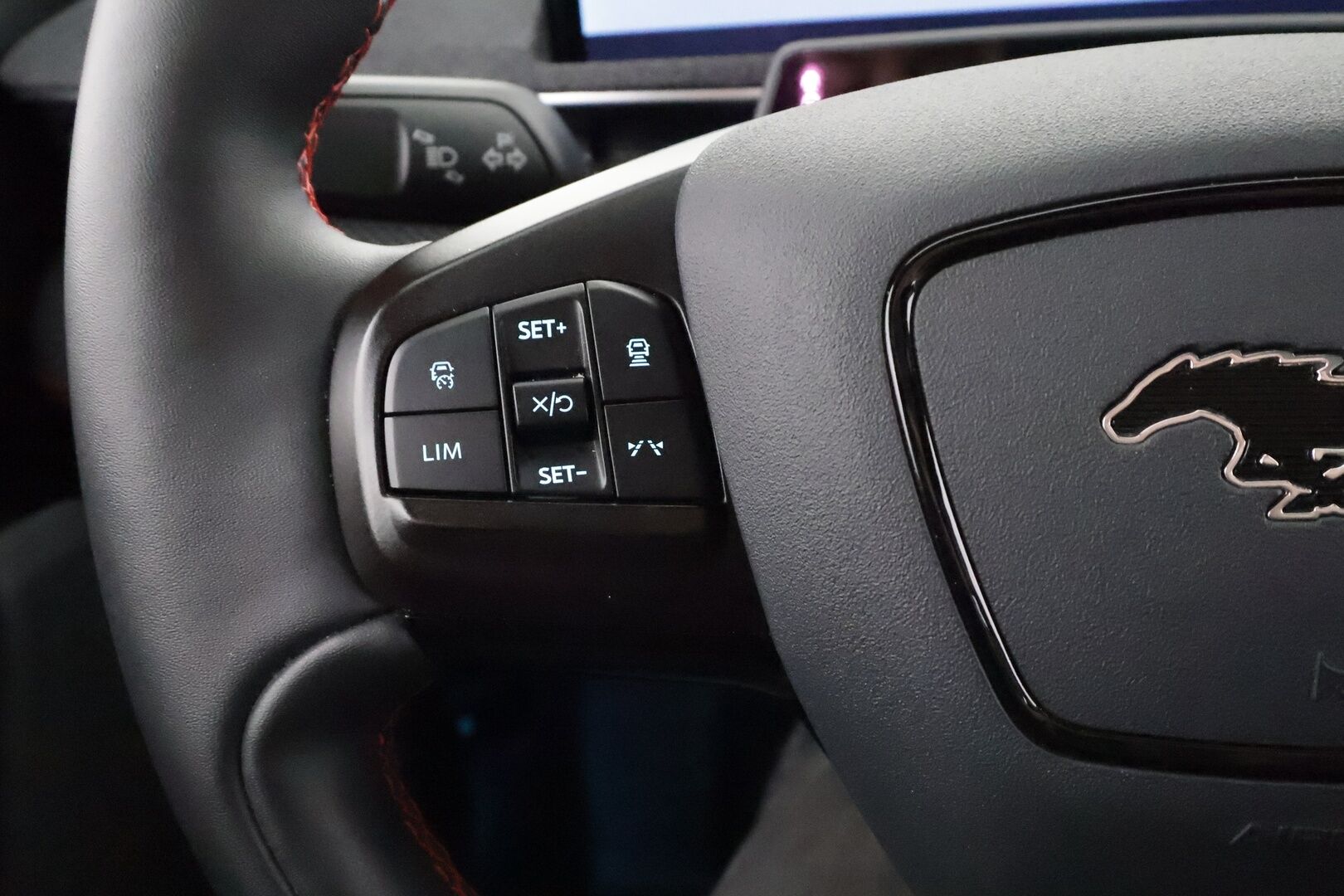 FORD MUSTANG MACH-E 2022 269 AWD * ACC / LED / 360 / Lasikatto / Muistipenkki / B&O / Keyless * - Merkkihuollot - HULLUT AVAJAISHULINAT KORKOTARJOUS 3,29 %