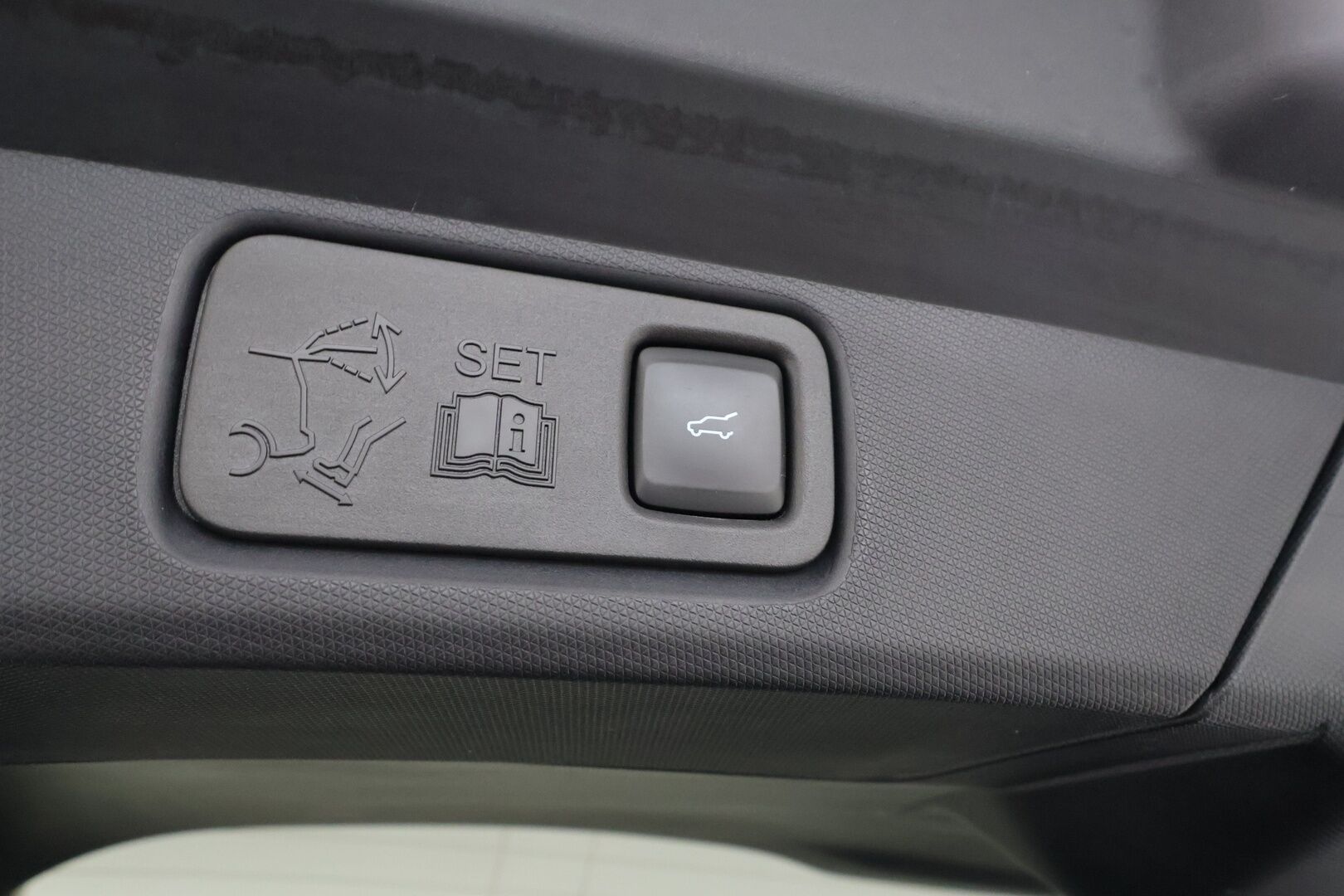 FORD MUSTANG MACH-E 2022 269 AWD * ACC / LED / 360 / Lasikatto / Muistipenkki / B&O / Keyless * - Merkkihuollot - HULLUT AVAJAISHULINAT KORKOTARJOUS 3,29 %