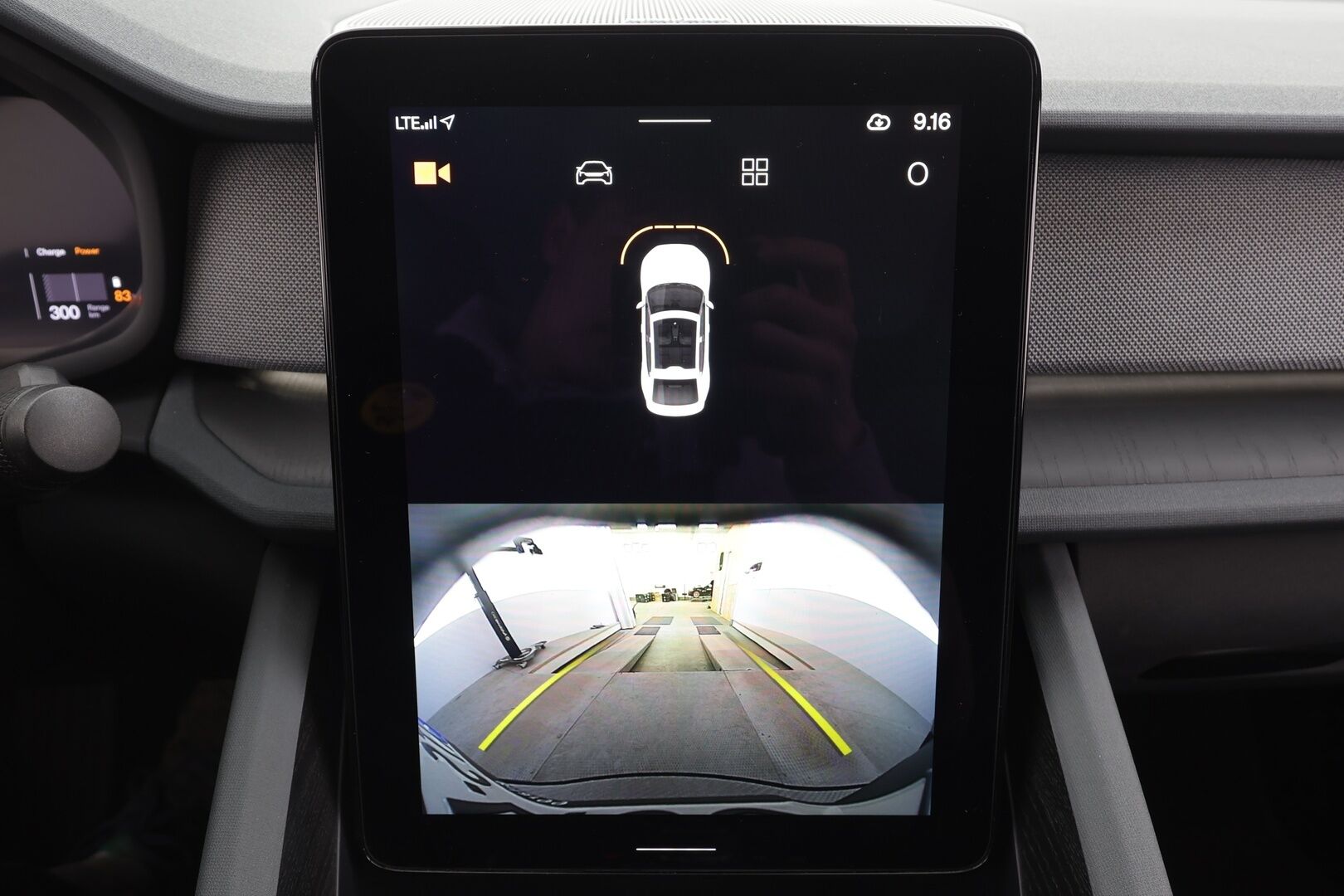 POLESTAR 2 2022 Dual Motor 78 kWh * ACC / H&K / ILP / Pixel LED / Lasikatto / 360° / Muistipenkki / BLIS / Navi / Keyless / Ratinlämmitin * - Kahdet renkaat aluvanteilla / Merkkihuollettu - HULLUT AVAJAISHULINAT KORKOTARJOUS 3,29 %