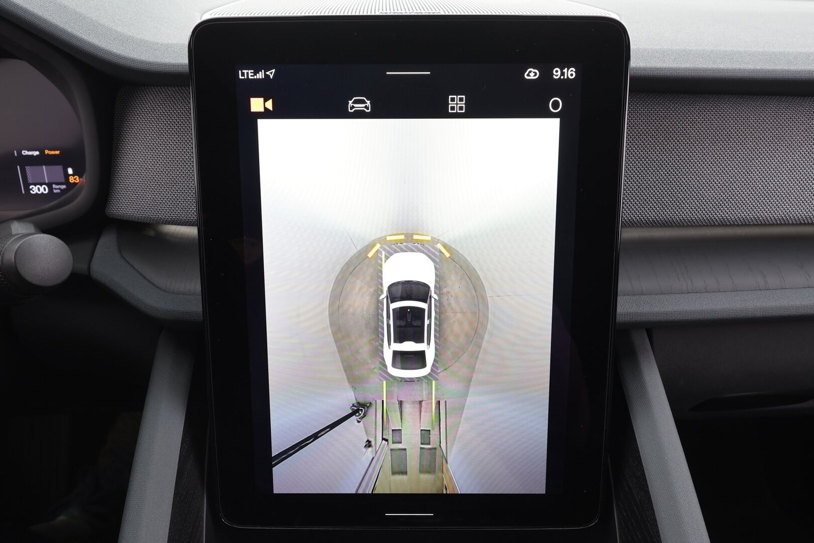 POLESTAR 2 2022 Dual Motor 78 kWh * ACC / H&K / ILP / Pixel LED / Lasikatto / 360° / Muistipenkki / BLIS / Navi / Keyless / Ratinlämmitin * - Kahdet renkaat aluvanteilla / Merkkihuollettu - HULLUT AVAJAISHULINAT KORKOTARJOUS 3,29 %