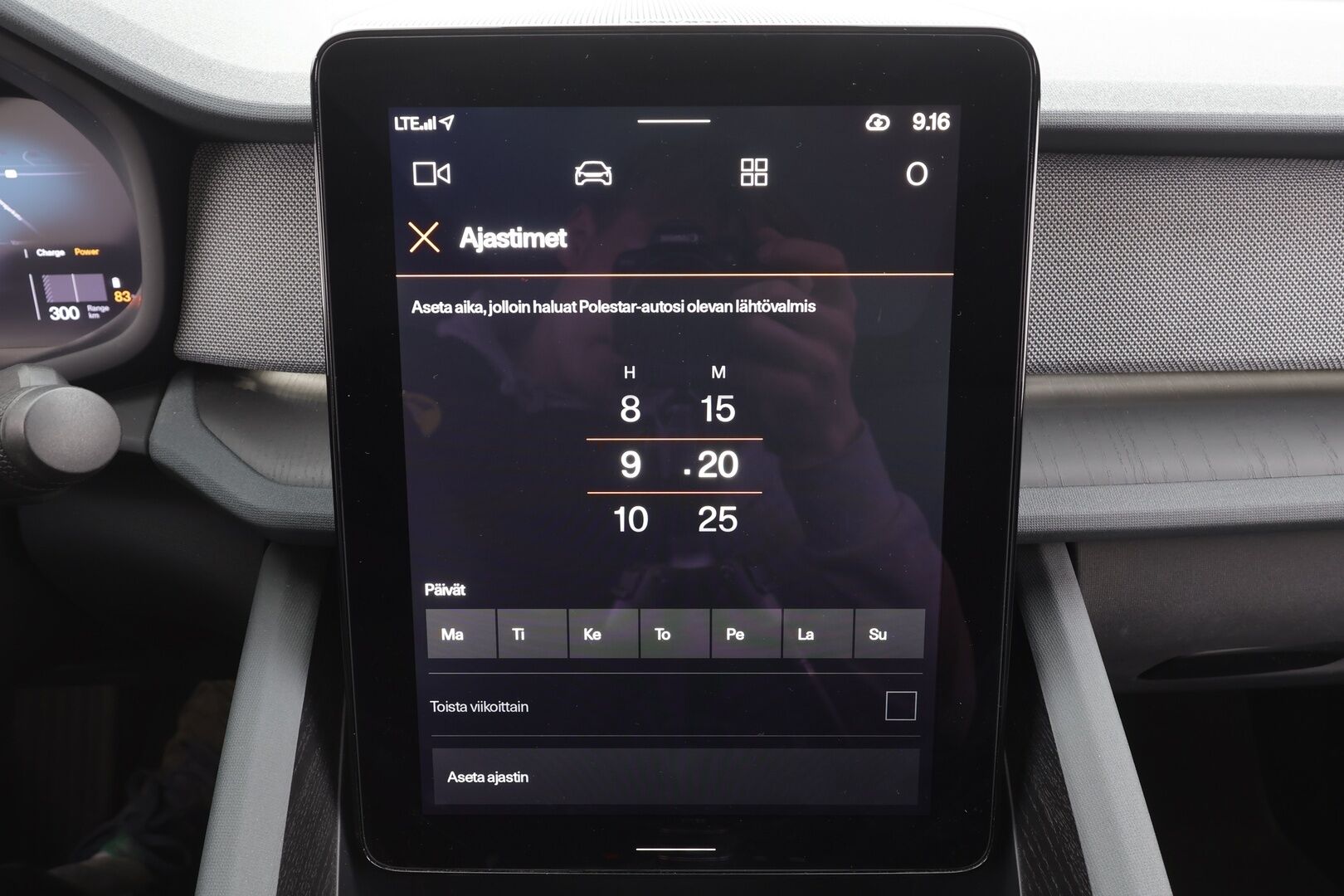 POLESTAR 2 2022 Dual Motor 78 kWh * ACC / H&K / ILP / Pixel LED / Lasikatto / 360° / Muistipenkki / BLIS / Navi / Keyless / Ratinlämmitin * - Kahdet renkaat aluvanteilla / Merkkihuollettu - HULLUT AVAJAISHULINAT KORKOTARJOUS 3,29 %